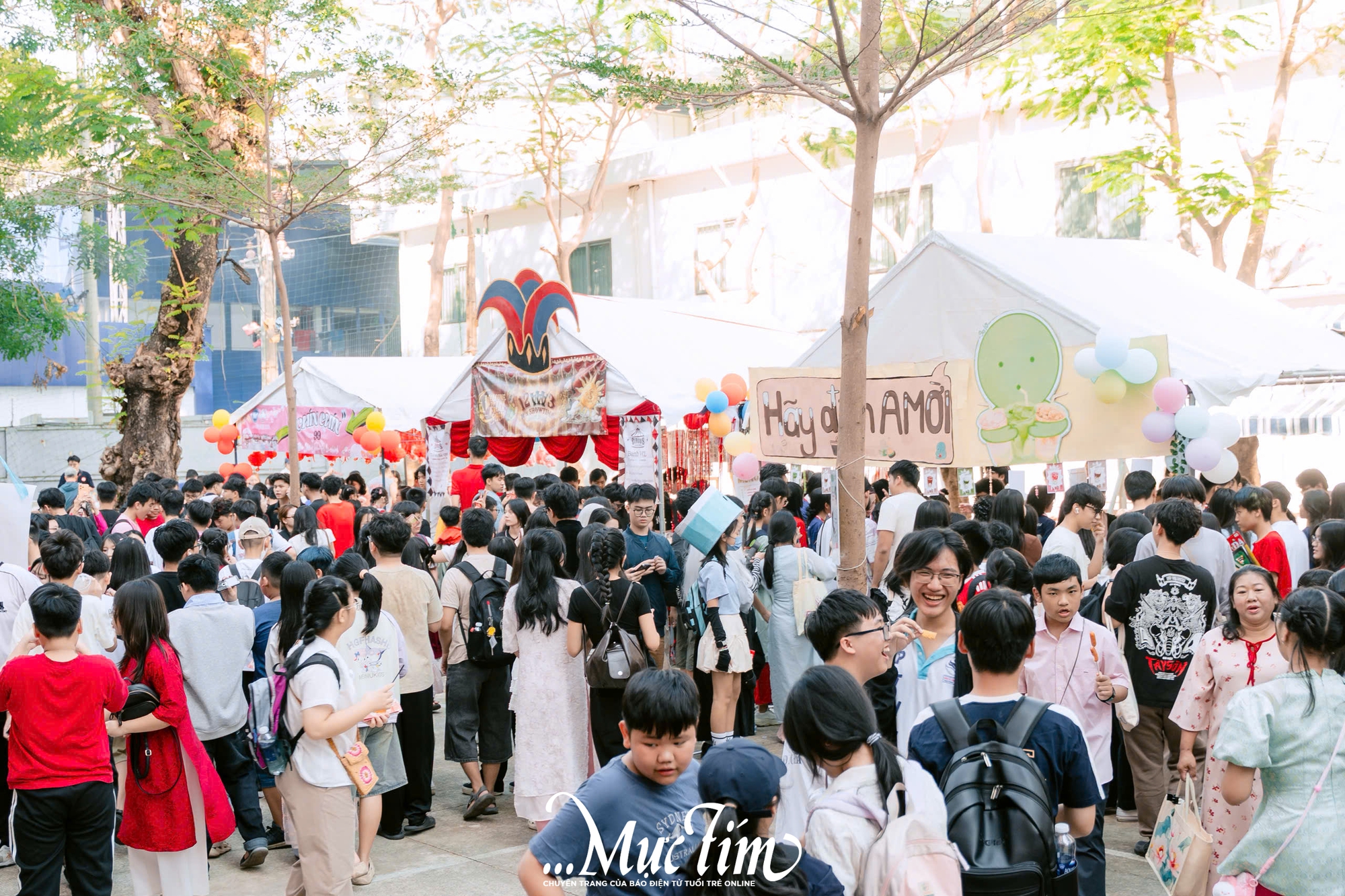 Học sinh Trường Trung học Thực hành Sài Gòn gói bánh chưng, gửi trọn yêu thương ngày Tết - Ảnh 26.