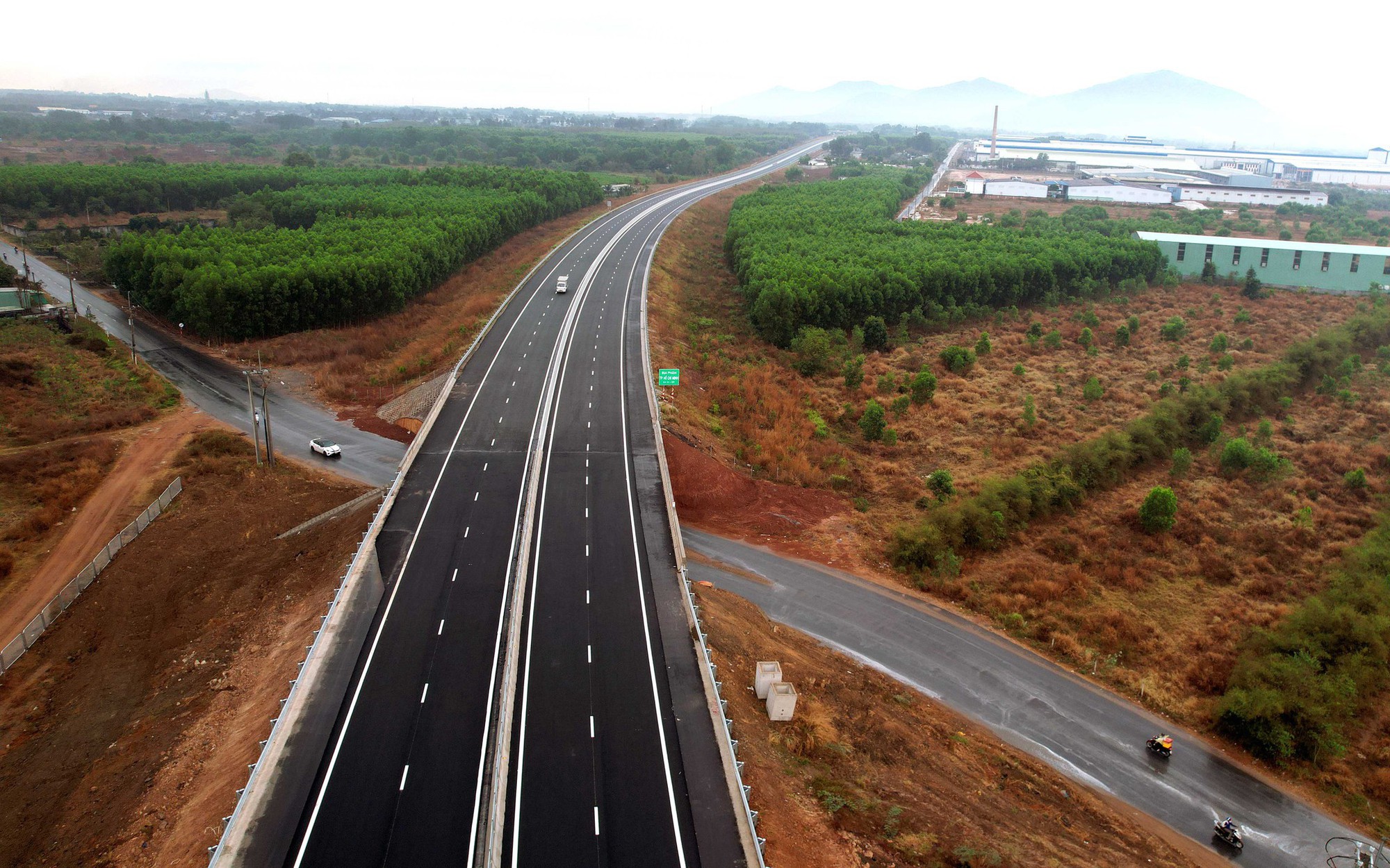 Cao tốc Biên Hòa - Vũng Tàu: Bổ sung giá phí, hướng tới khai thác tạm hơn 35km