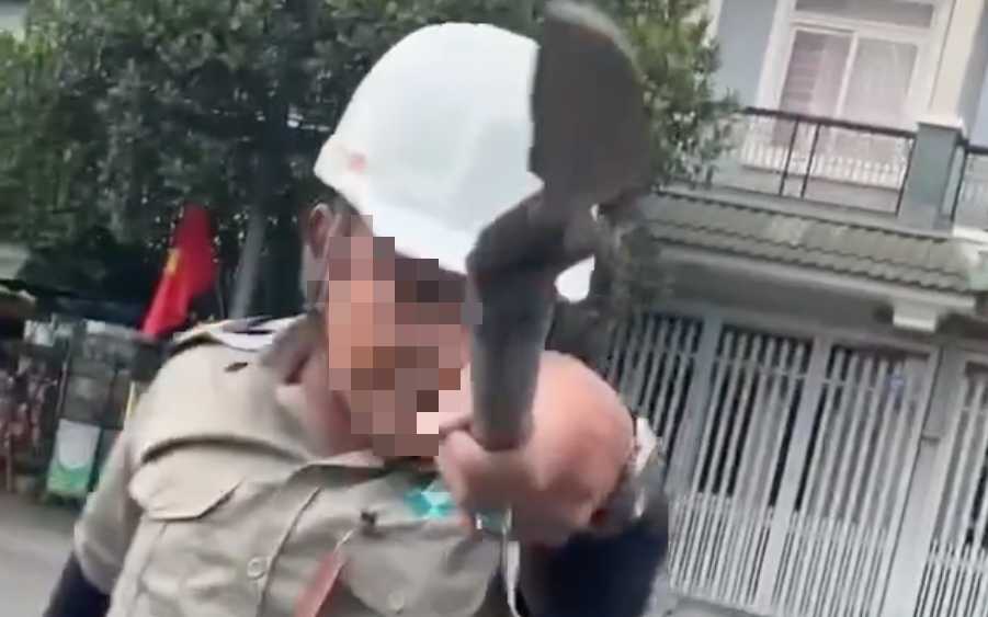 Bảo Vệ Khu Đô Thị Vạn Phúc Bị Mời Làm Việc Vì Hăm Dọa Tài Xế Công Nghệ