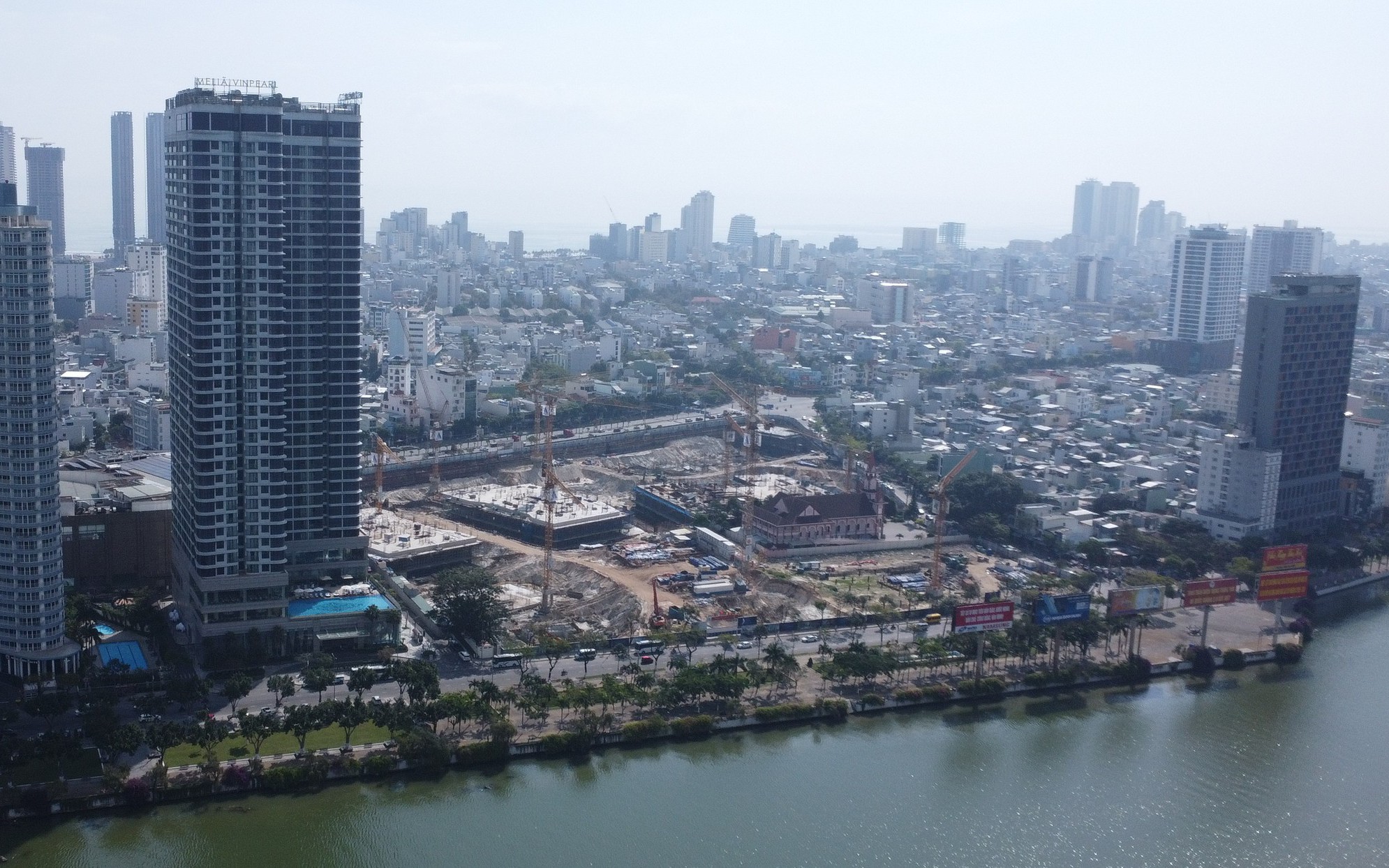 Đà Nẵng: Hai Dự Án Capital Square Được Phép Bán Hàng Ngàn Căn Hộ Tương Lai