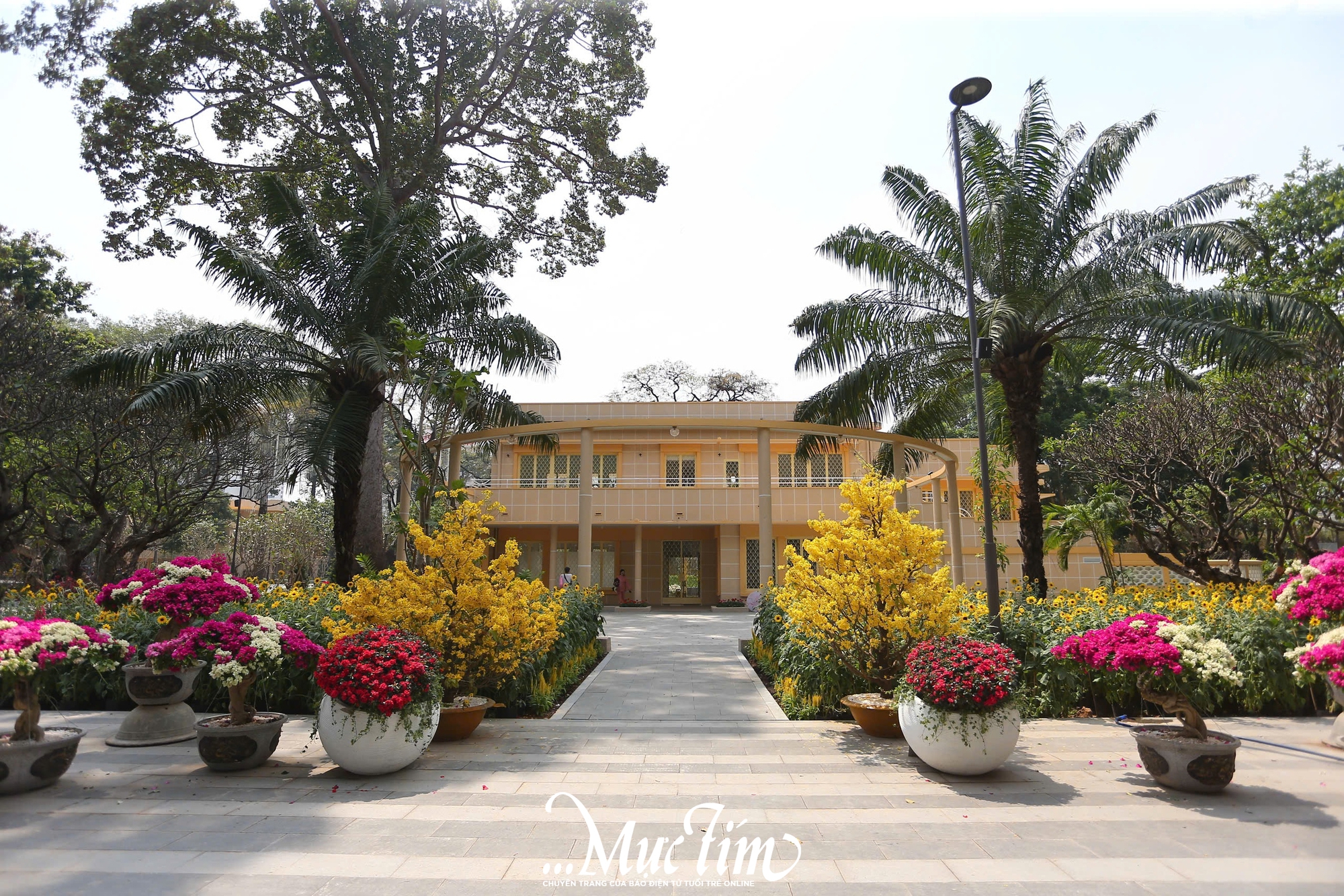 Bạn trẻ xúc động khi tham quan Công viên số 1 Lý Thái Tổ - Ảnh 9.