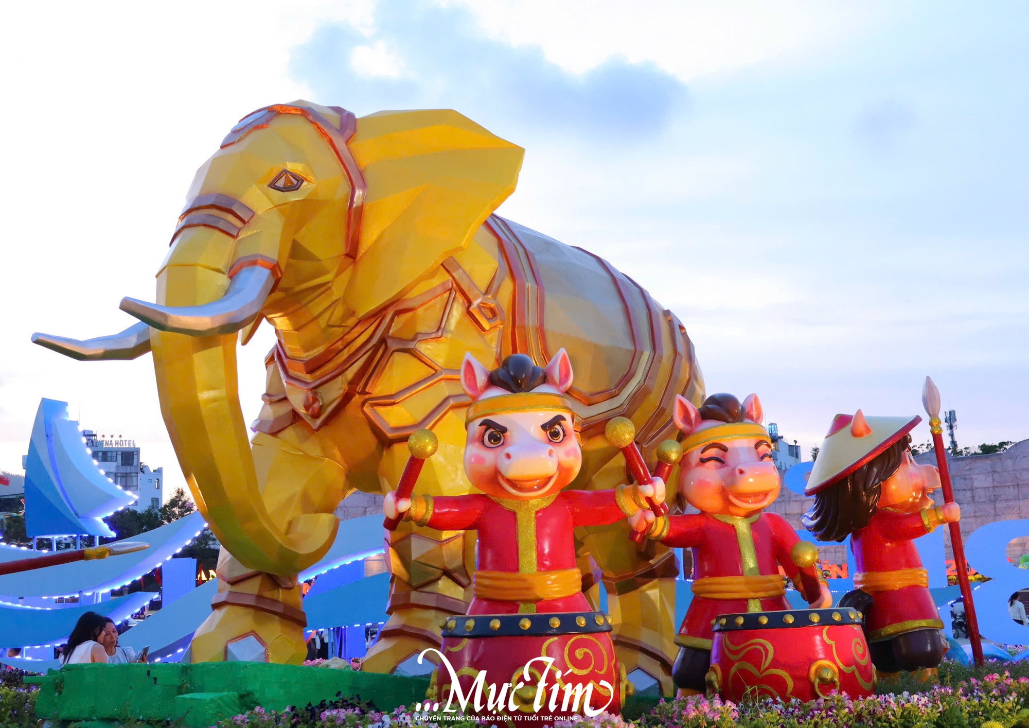 Check-in ngay cụm linh vật ngựa đang 'viral' ở Quy Nhơn (Gia Lai)- Ảnh 11.