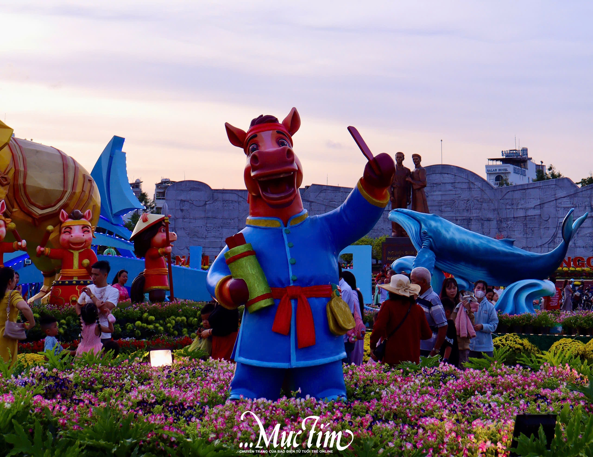 Check-in ngay cụm linh vật ngựa đang 'viral' ở Quy Nhơn (Gia Lai)- Ảnh 12.