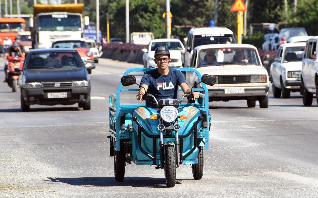 Cuba Chuyển Dịch Sang Xe Điện Giữa Khủng Hoảng Nhiên Liệu Nghiêm Trọng