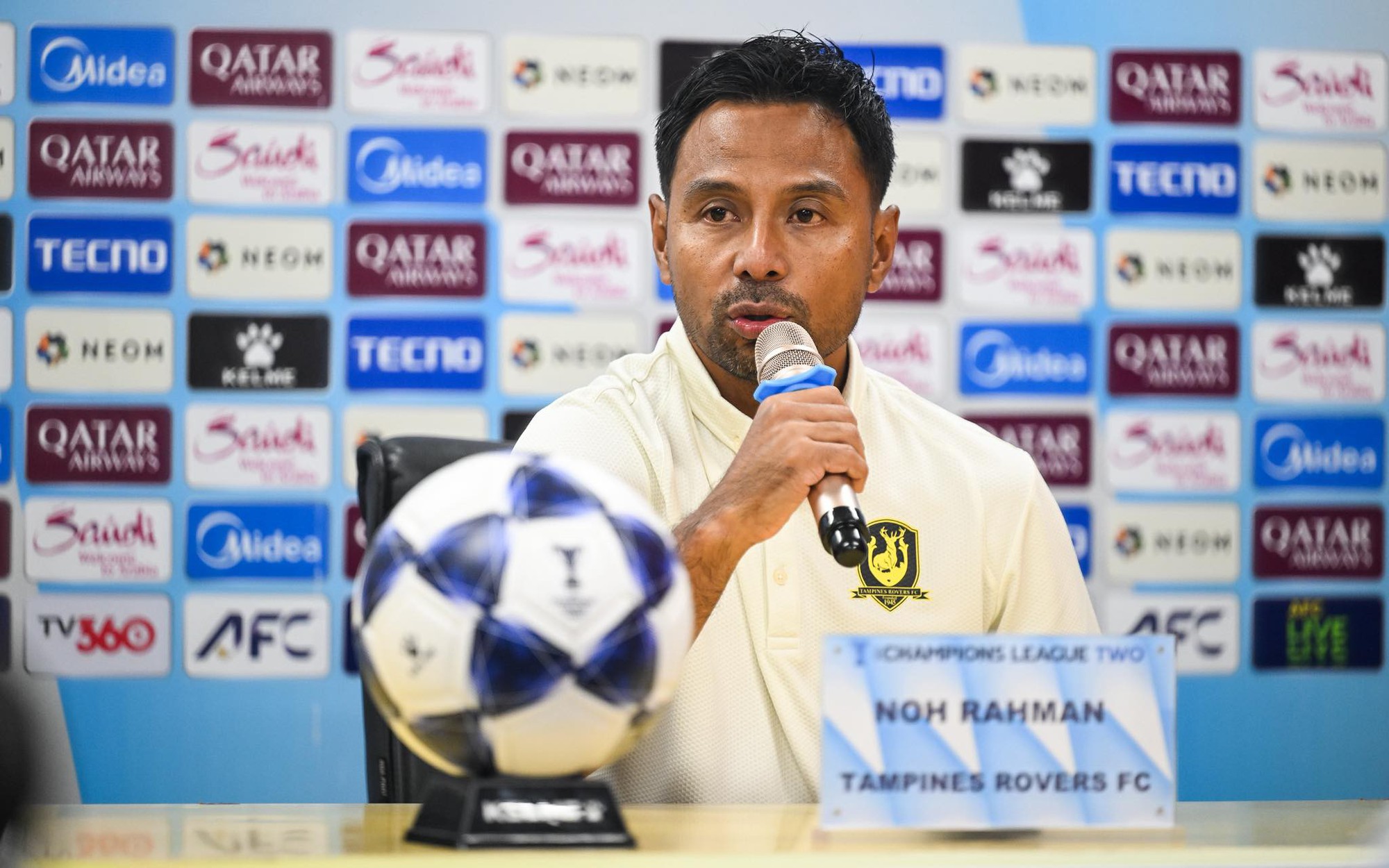HLV Noh Rahman Bị Tampines Rovers Sa Thải Sau Thất Bại 0-4 Trước Công An Hà Nội
