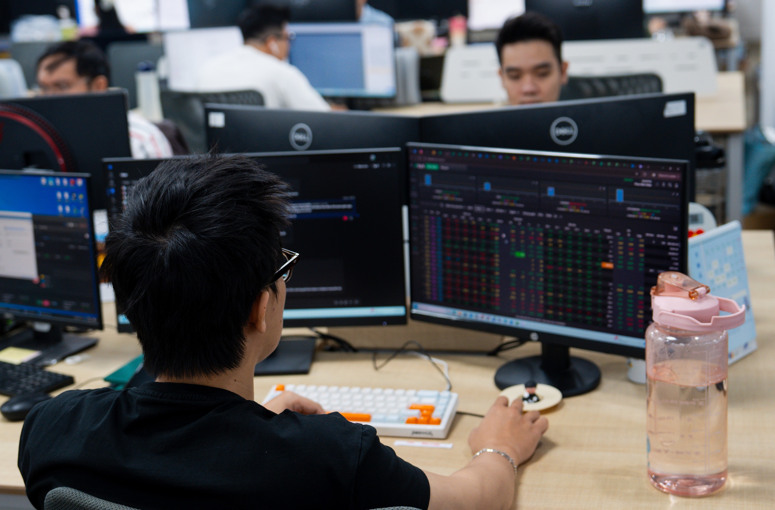 dòng tiền - Ảnh 1.