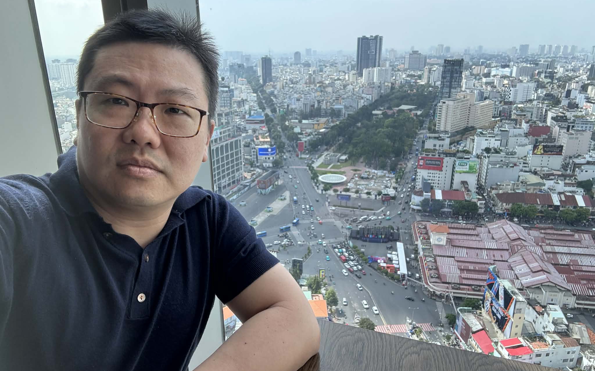 Trải nghiệm Tết Sài Gòn của người nước ngoài: Từ 'cầm hơi' bánh giò đến không khí thay đổi