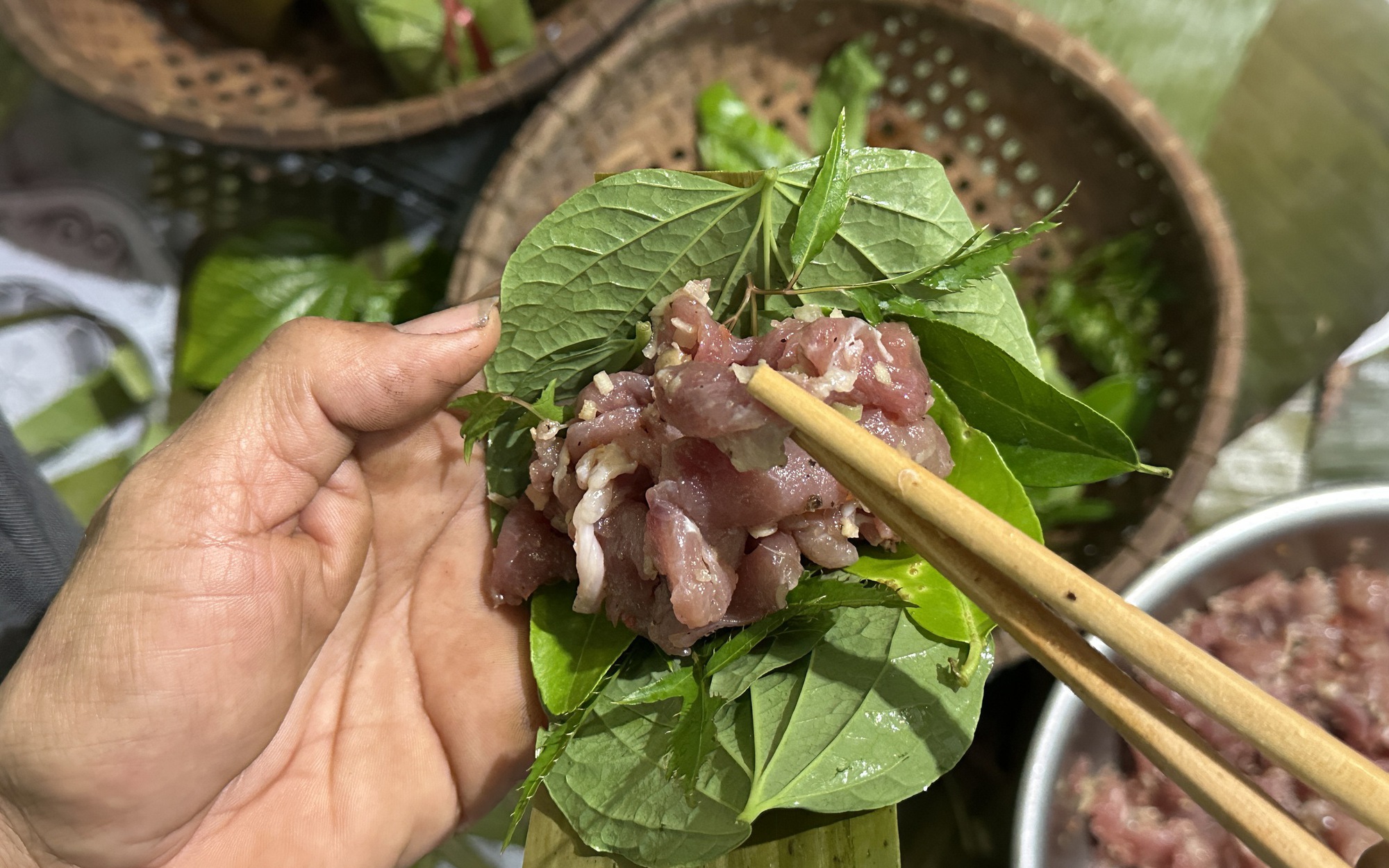 Nem chua xứ Quảng: Hương vị Tết truyền thống gói trọn tình quê