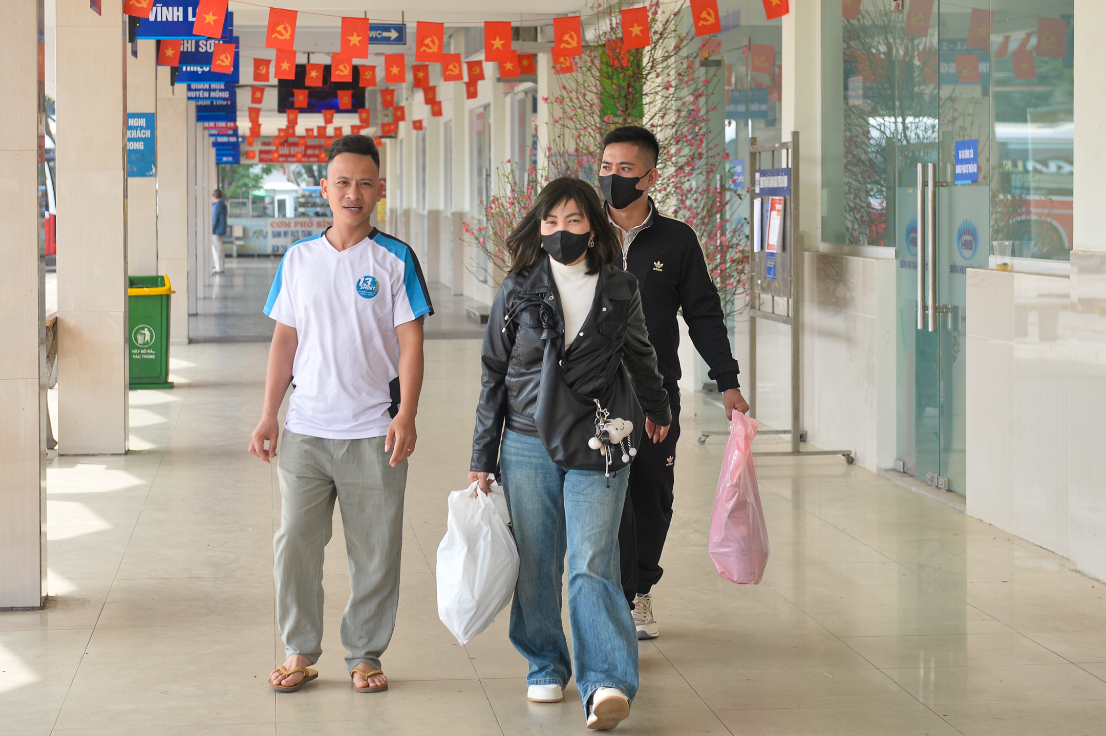 bữa cơm tất niên - Ảnh 1.