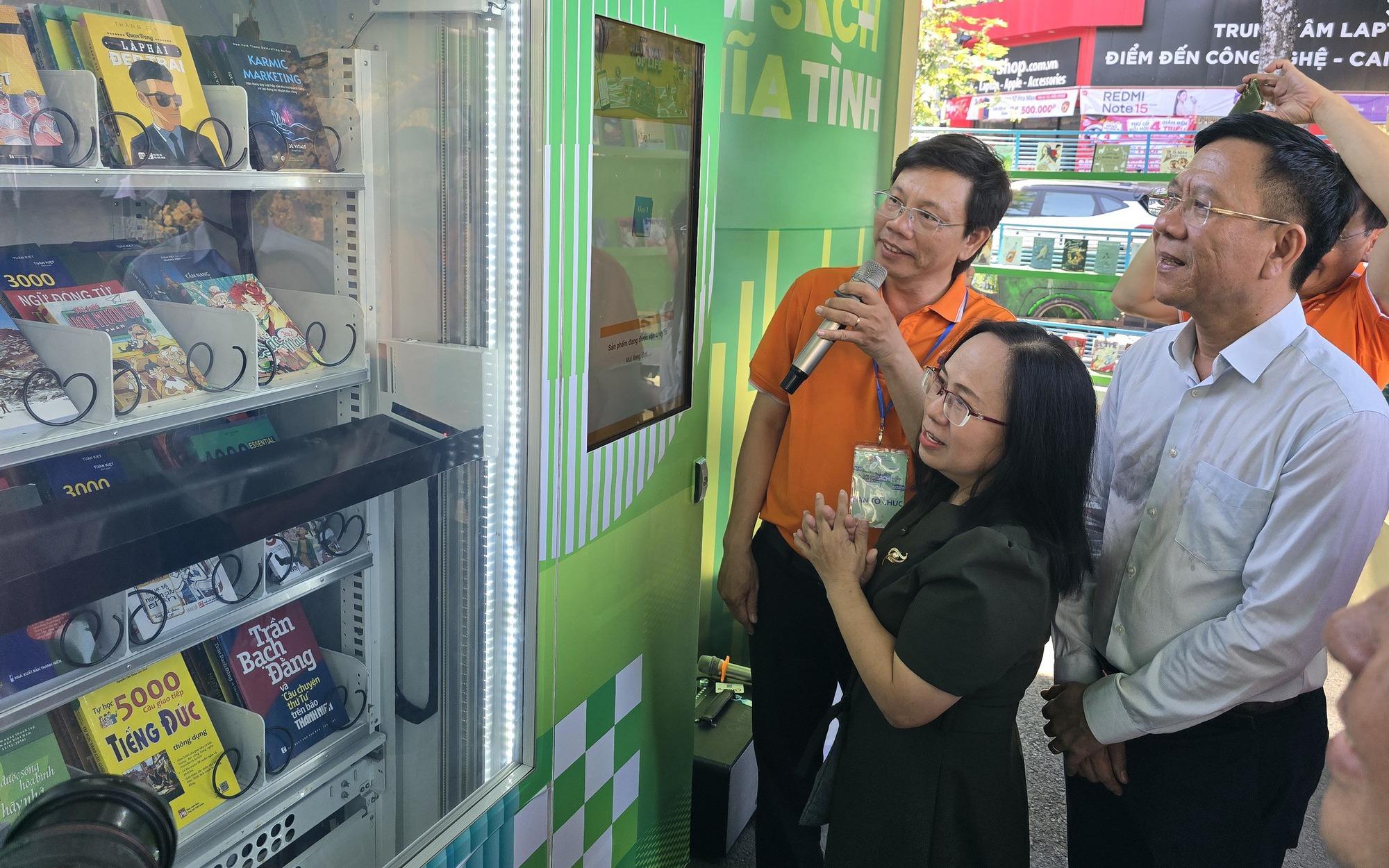 ATM Lì Xì Sách: Điểm Nhấn Sáng Tạo Tại Lễ Hội Đường Sách Tết 2026