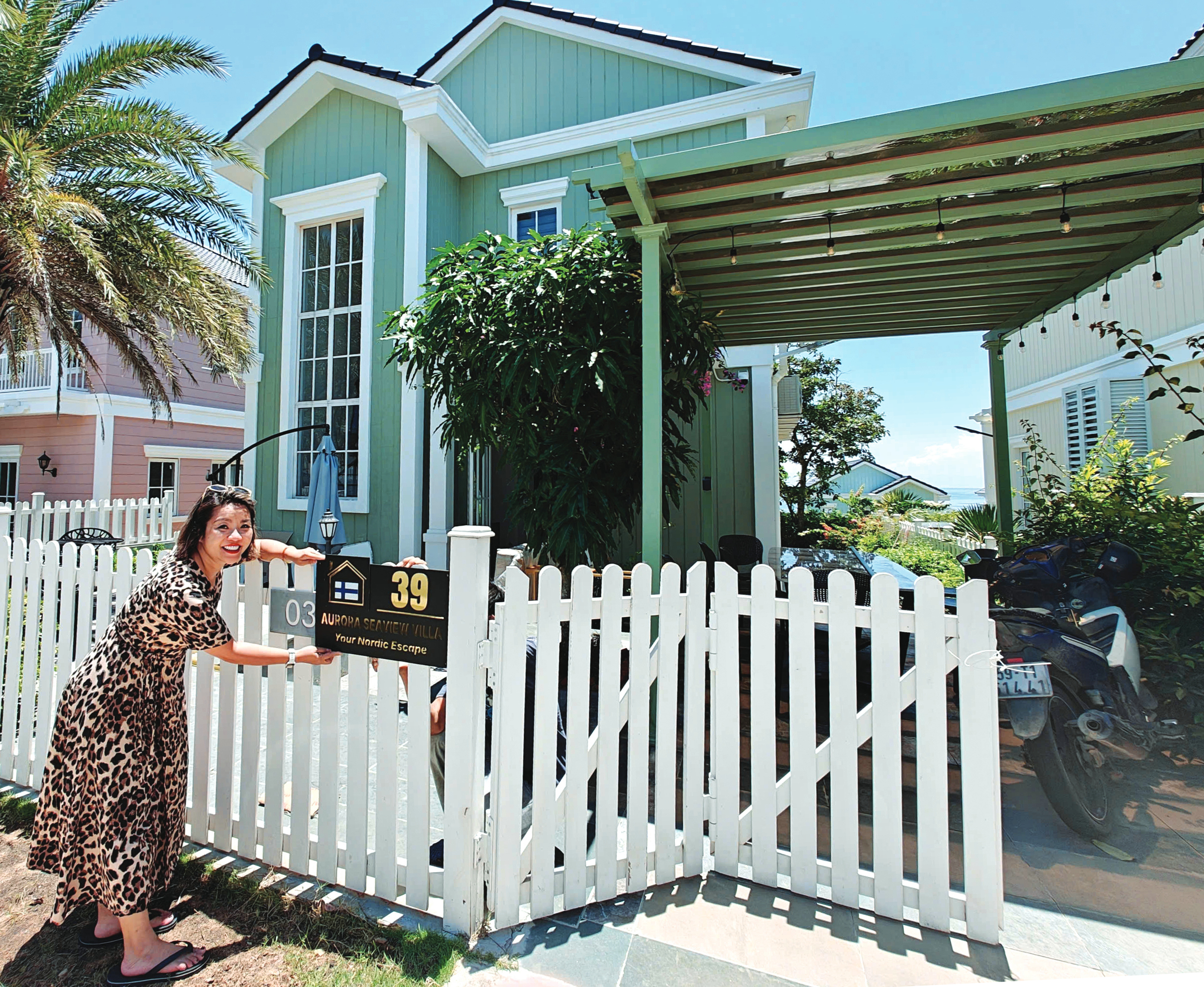 Niềm vui của kiều bào có sổ hồng: 'Câu nói nhà tôi ở Việt Nam thật sự thiêng liêng' - Ảnh 1.