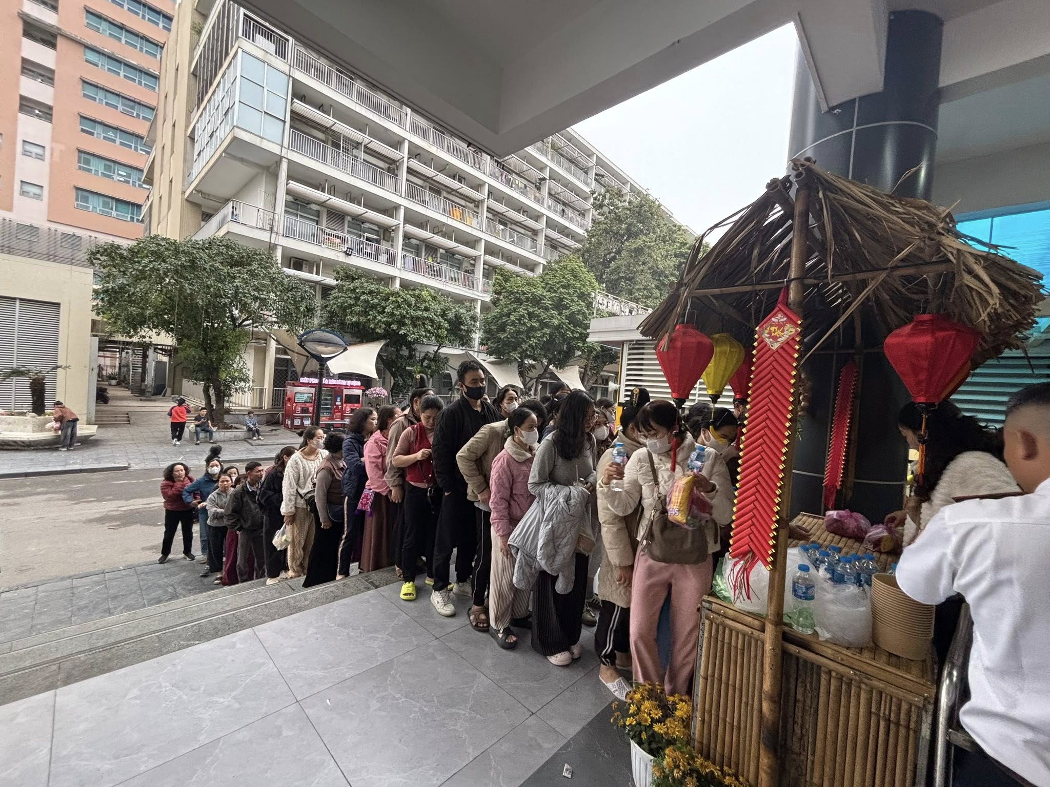 Tết xa nhà - Ảnh 3.