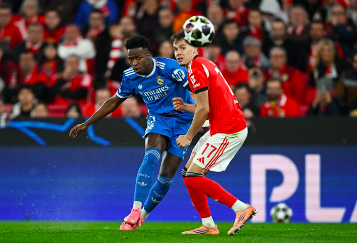 Vinicius lập siêu phẩm, Real Madrid đánh bại Benfica- Ảnh 1. Vinicius lập siêu phẩm, Real Madrid đánh bại Benfica- Ảnh 1.