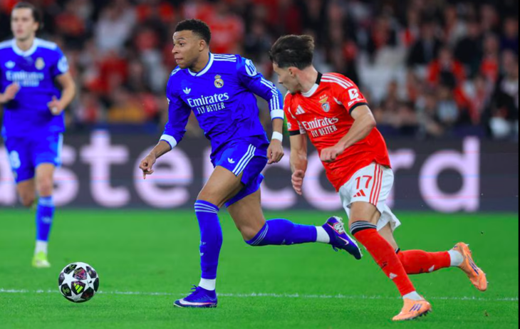 Vinicius lập siêu phẩm, Real Madrid đánh bại Benfica- Ảnh 2. Vinicius lập siêu phẩm, Real Madrid đánh bại Benfica- Ảnh 2.