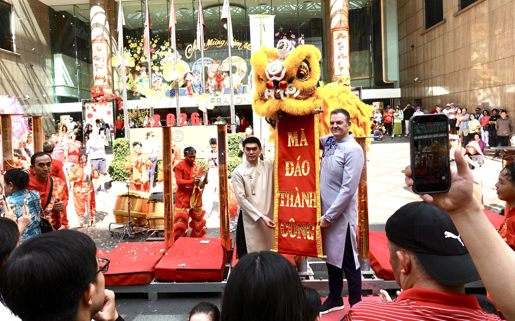 Du lịch Tết Bính Ngọ 2026 khởi sắc: Hàng trăm nghìn lượt khách, nội địa và quốc tế cân bằng