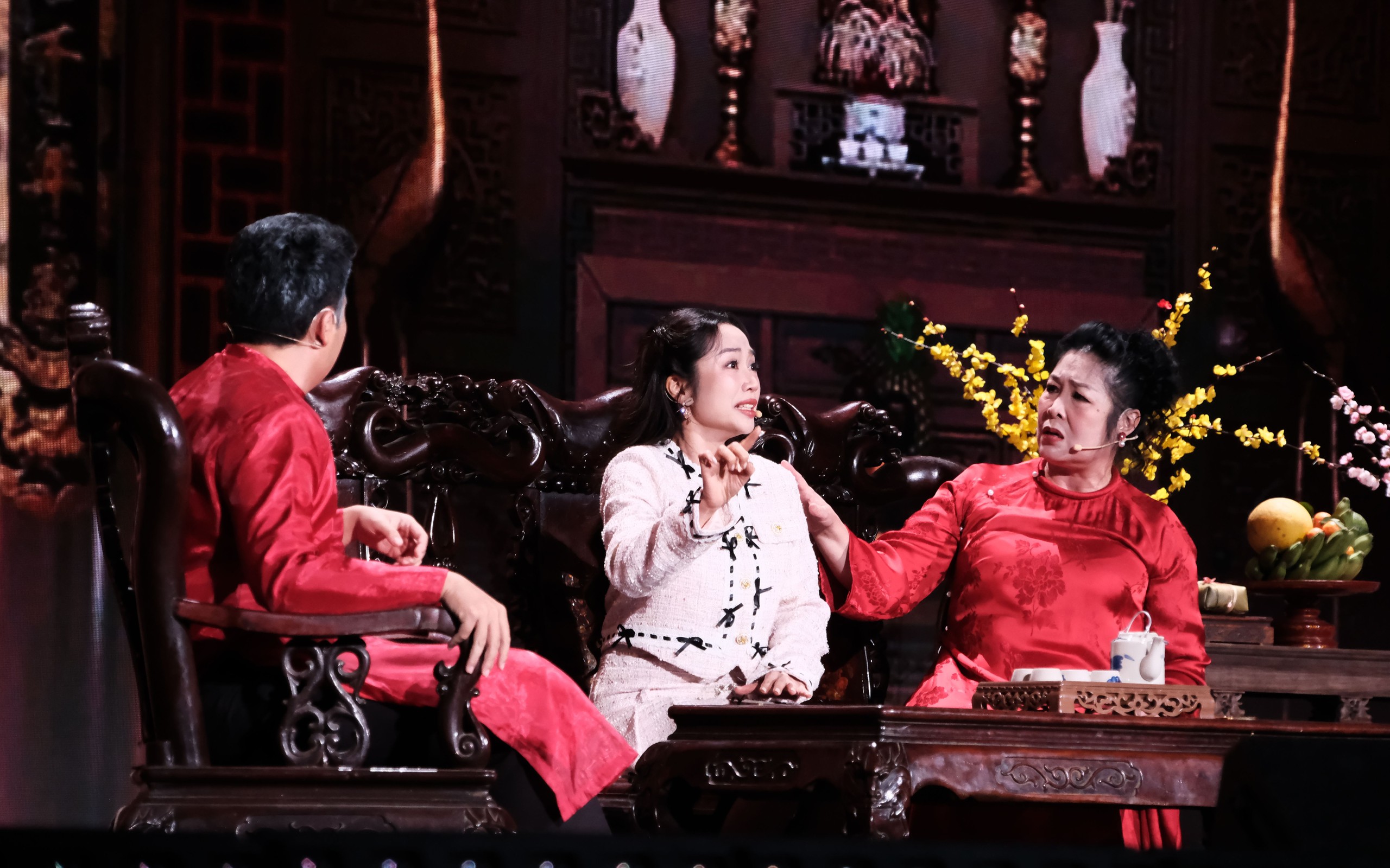 Gala cười 2026 sao lại lôi ngoại hình của phụ nữ ra để gây cười? - Ảnh 6.