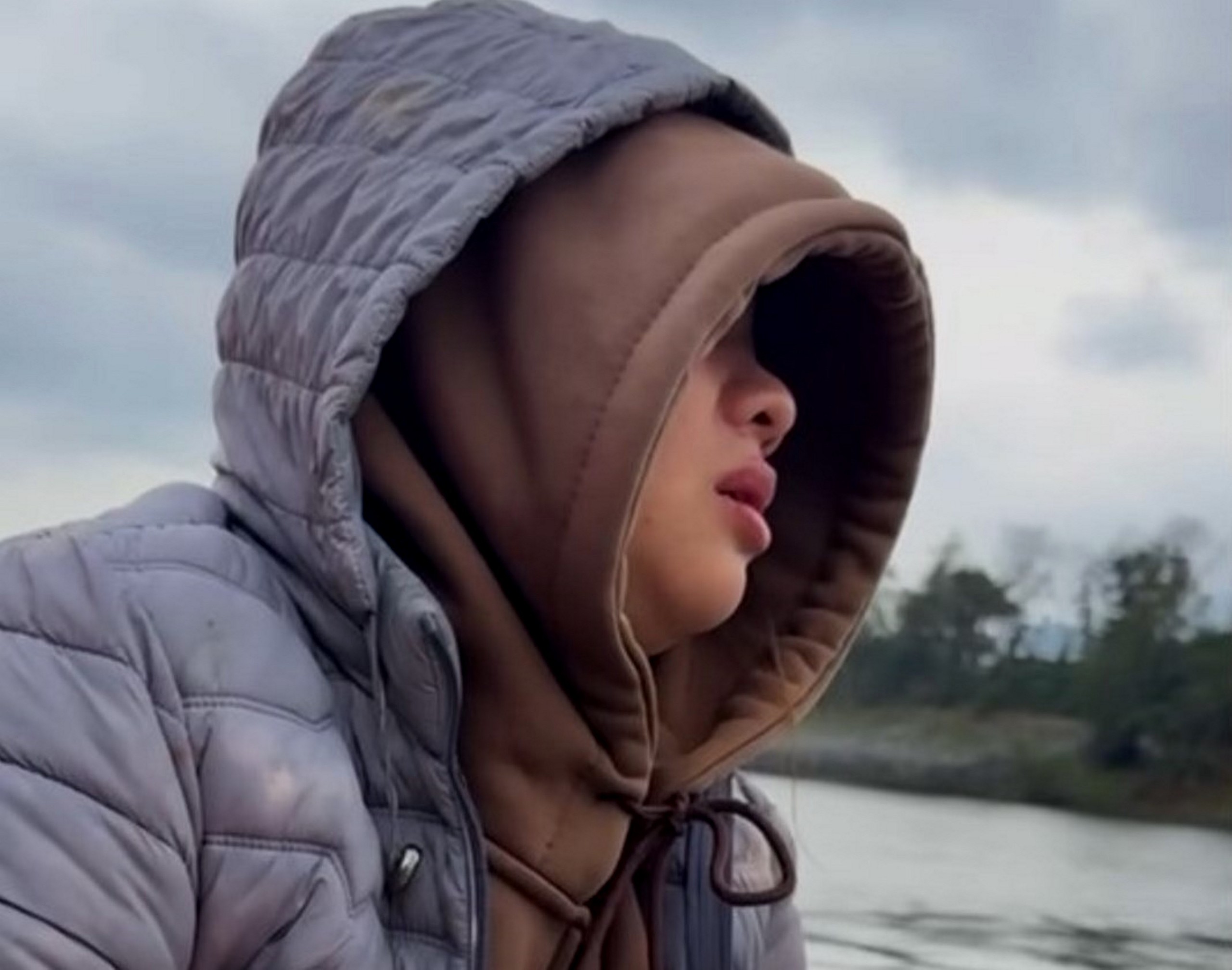 lật đò - Ảnh 1.