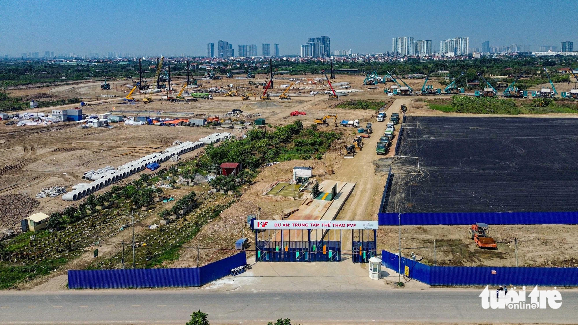 Construction advances on 60,000-seat World Cup-standard stadium near Hanoi- Ảnh 3. Construction advances on 60,000-seat World Cup-standard stadium near Hanoi- Ảnh 3.