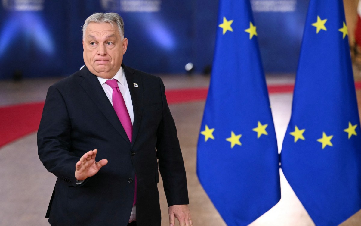 Hungary Cứng Rắn: Chặn Trừng Phạt EU Với Nga Nếu Ukraine Không Khôi Phục Đường Ống Dầu