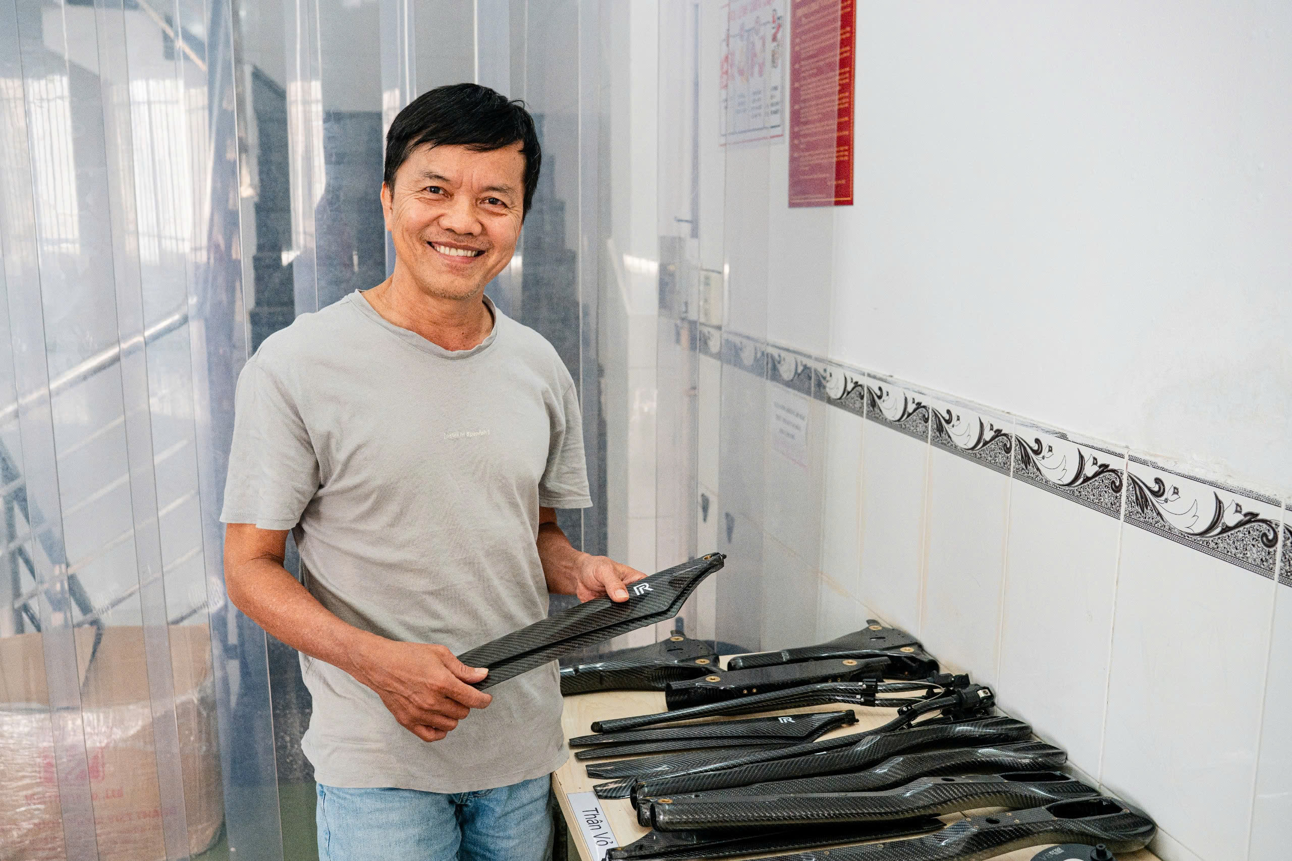 Muốn vươn lên bằng công nghệ, phải ra thế giới - Ảnh 1.