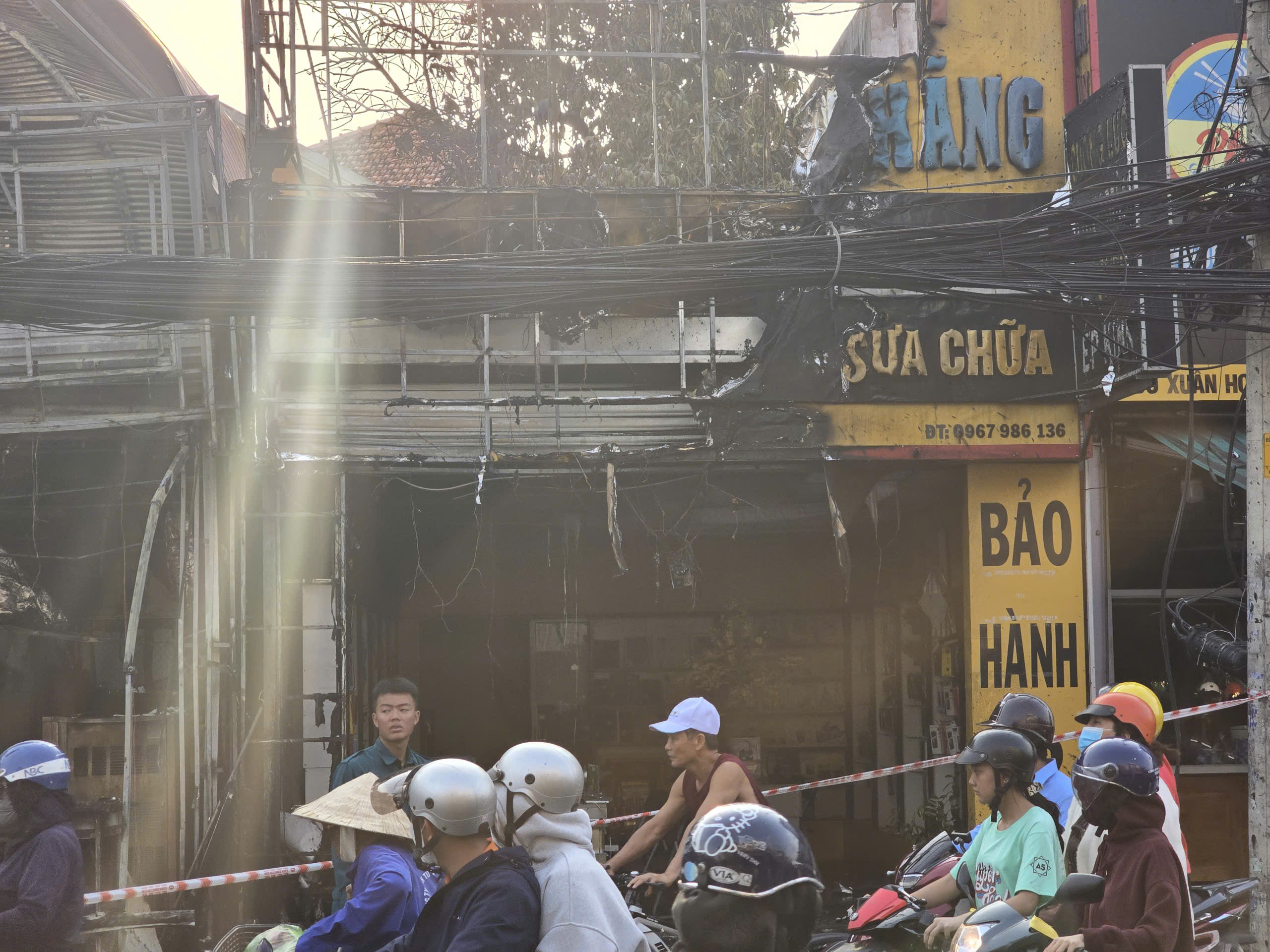 đường Đỗ Xuân Hợp - Ảnh 6.