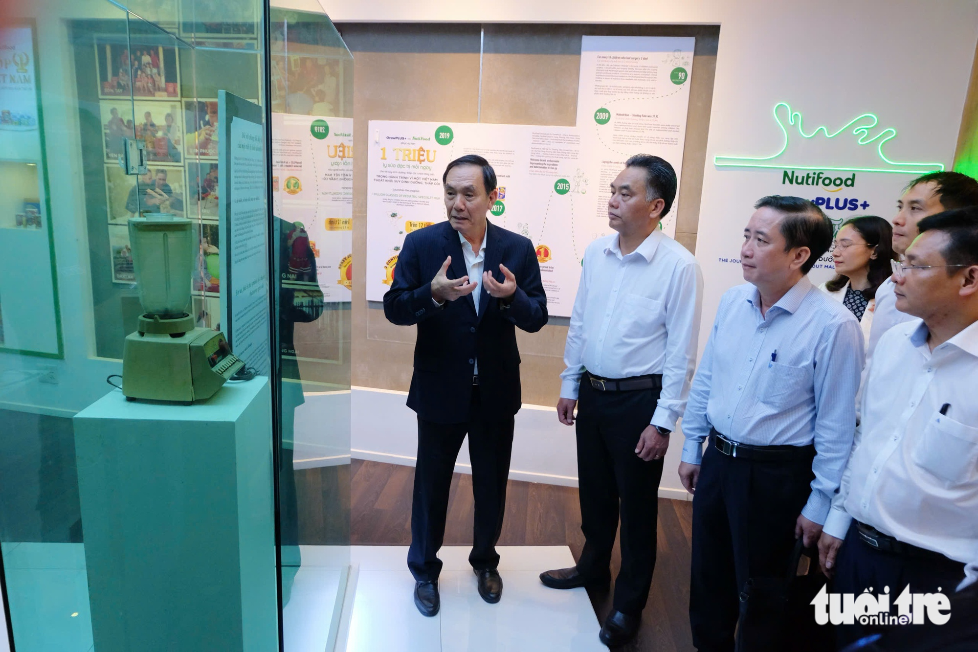 Phó chủ tịch thường trực UBND TP.HCM Nguyễn Lộc Hà thăm, chúc Tết Nutifood và Kumho - Ảnh 1. Phó chủ tịch thường trực UBND TP.HCM Nguyễn Lộc Hà thăm, chúc Tết Nutifood và Kumho - Ảnh 1.