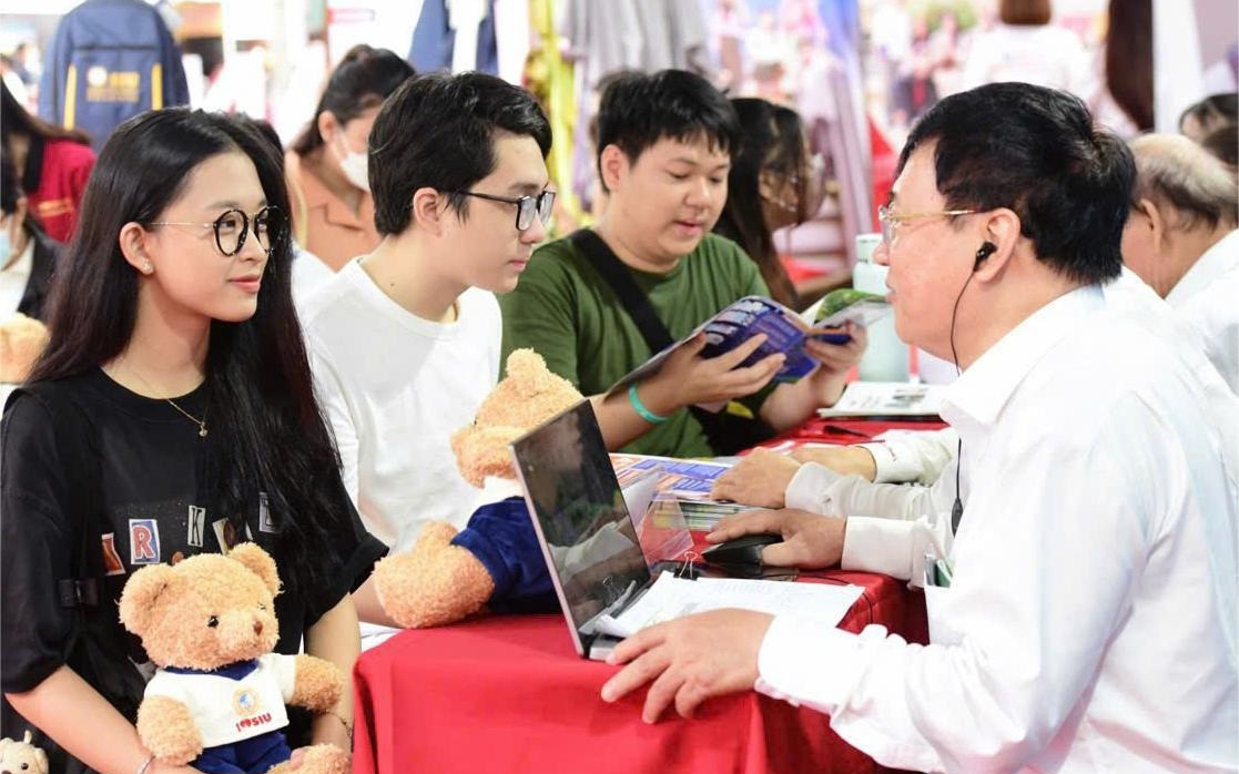 Bộ Giáo dục siết ưu tiên IELTS trong tuyển sinh đại học từ năm 2026