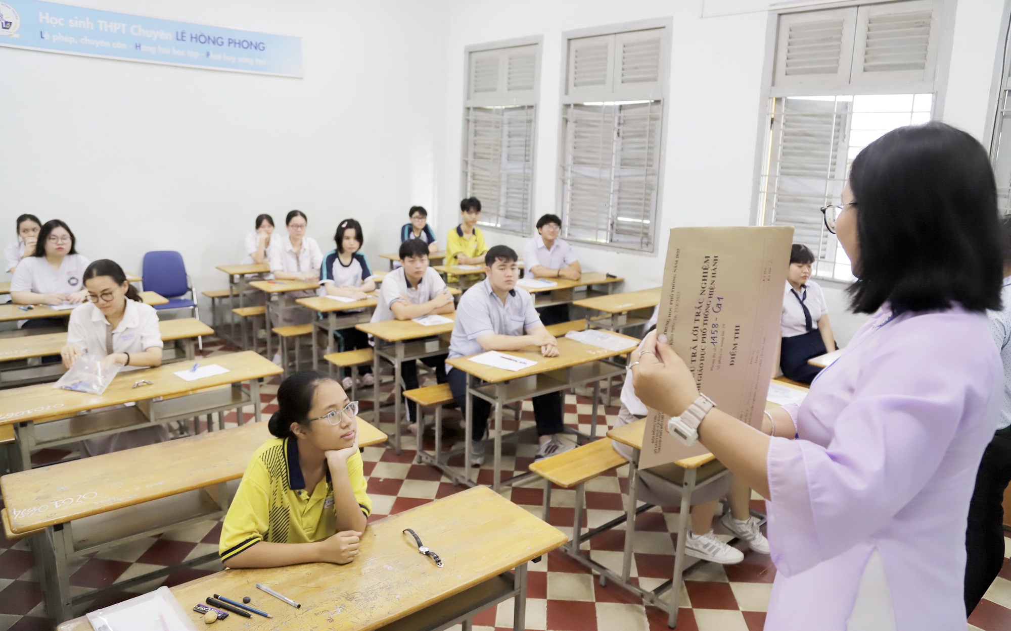 Chuyên gia chỉ cách ôn thi tốt nghiệp THPT 2026: Tập trung thực tiễn, bỏ lối học cũ
