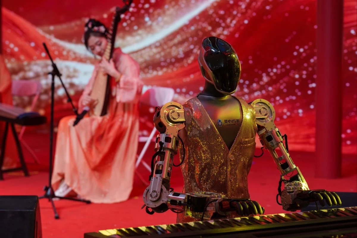 Trung Quốc vượt Hàn Quốc về công nghệ trọng yếu, robot piano gây ấn tượng