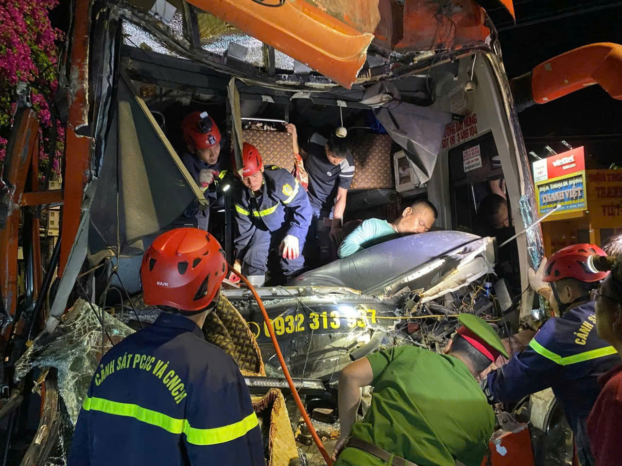 giải cứu - Ảnh 2.