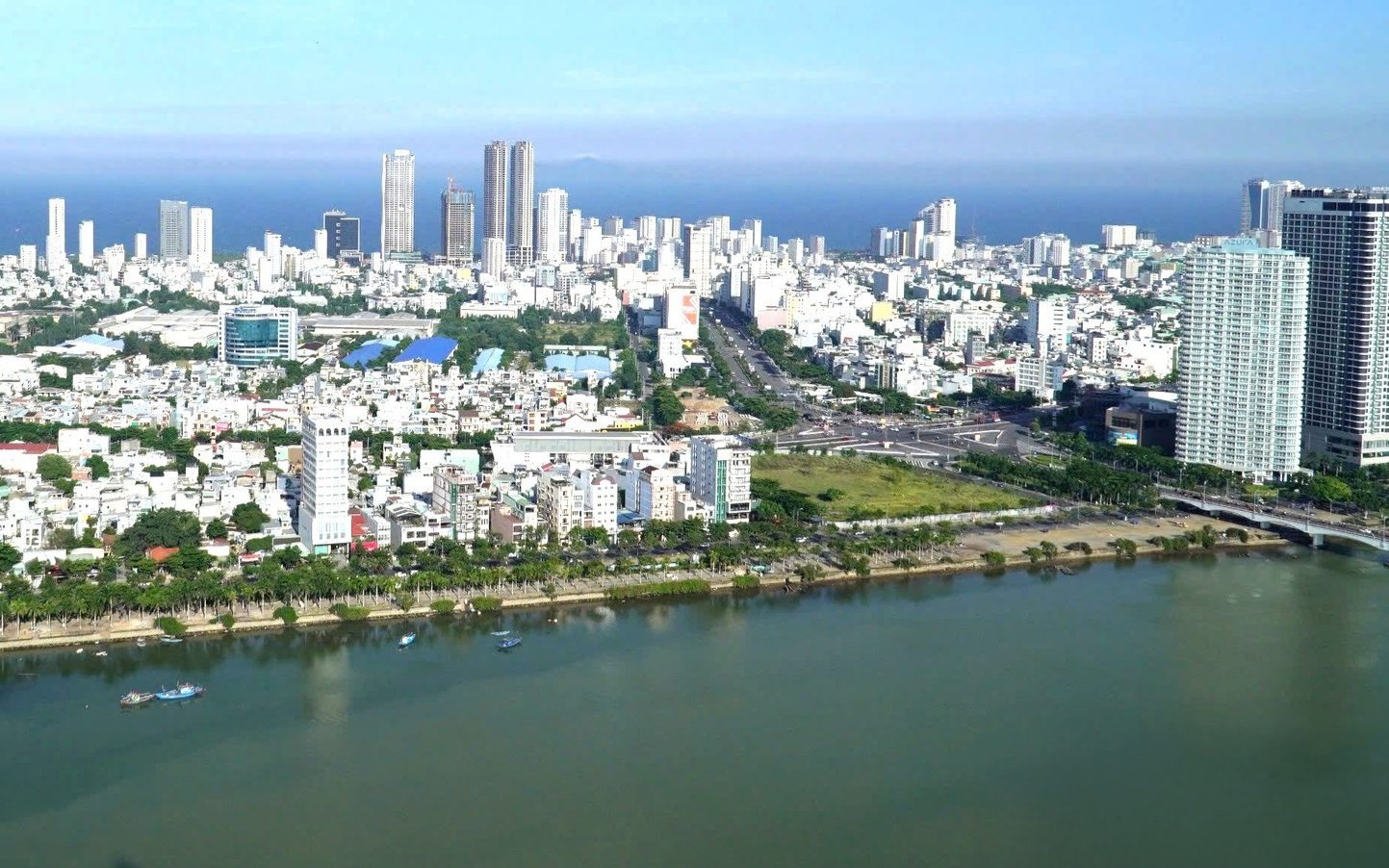 Đà Nẵng điều chỉnh quy hoạch với 3 vùng, hành lang kinh tế và 30 đô thị đến 2030