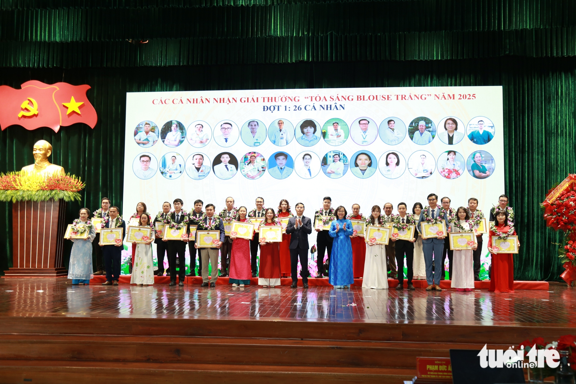 blouse trắng - Ảnh 3.