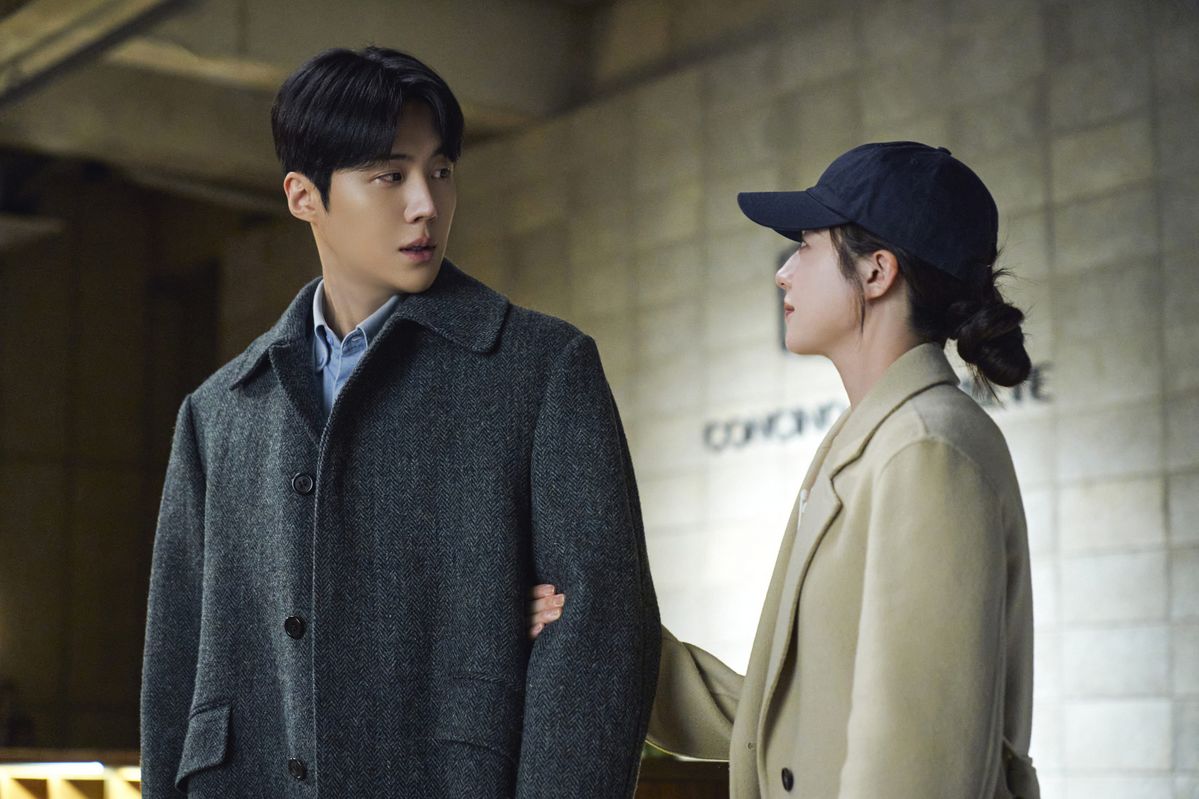 Sau Can this love be translated?, phim Hàn tiếp tục khai thác những nghề nghiệp mới mẻ nào?- Ảnh 1. Sau Can this love be translated?, phim Hàn tiếp tục khai thác những nghề nghiệp mới mẻ nào?- Ảnh 1.