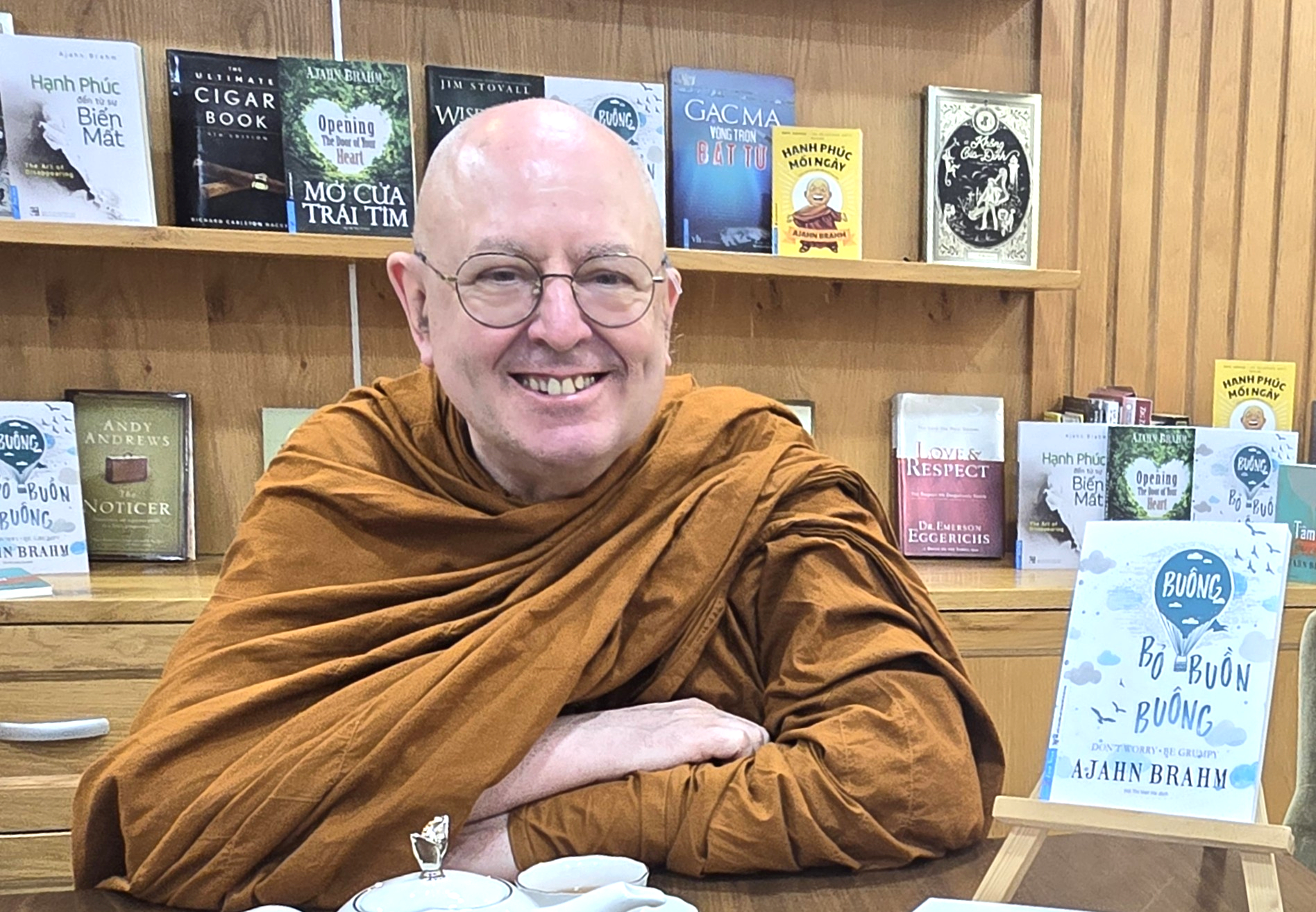 Ajahn Brahm - Ảnh 1.