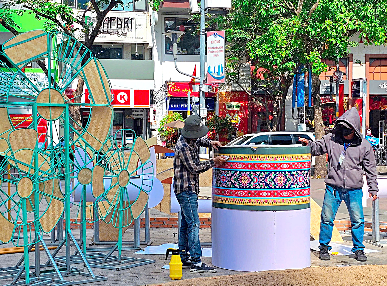 TP.HCM nhuộm dần sắc xuân - Ảnh 5.