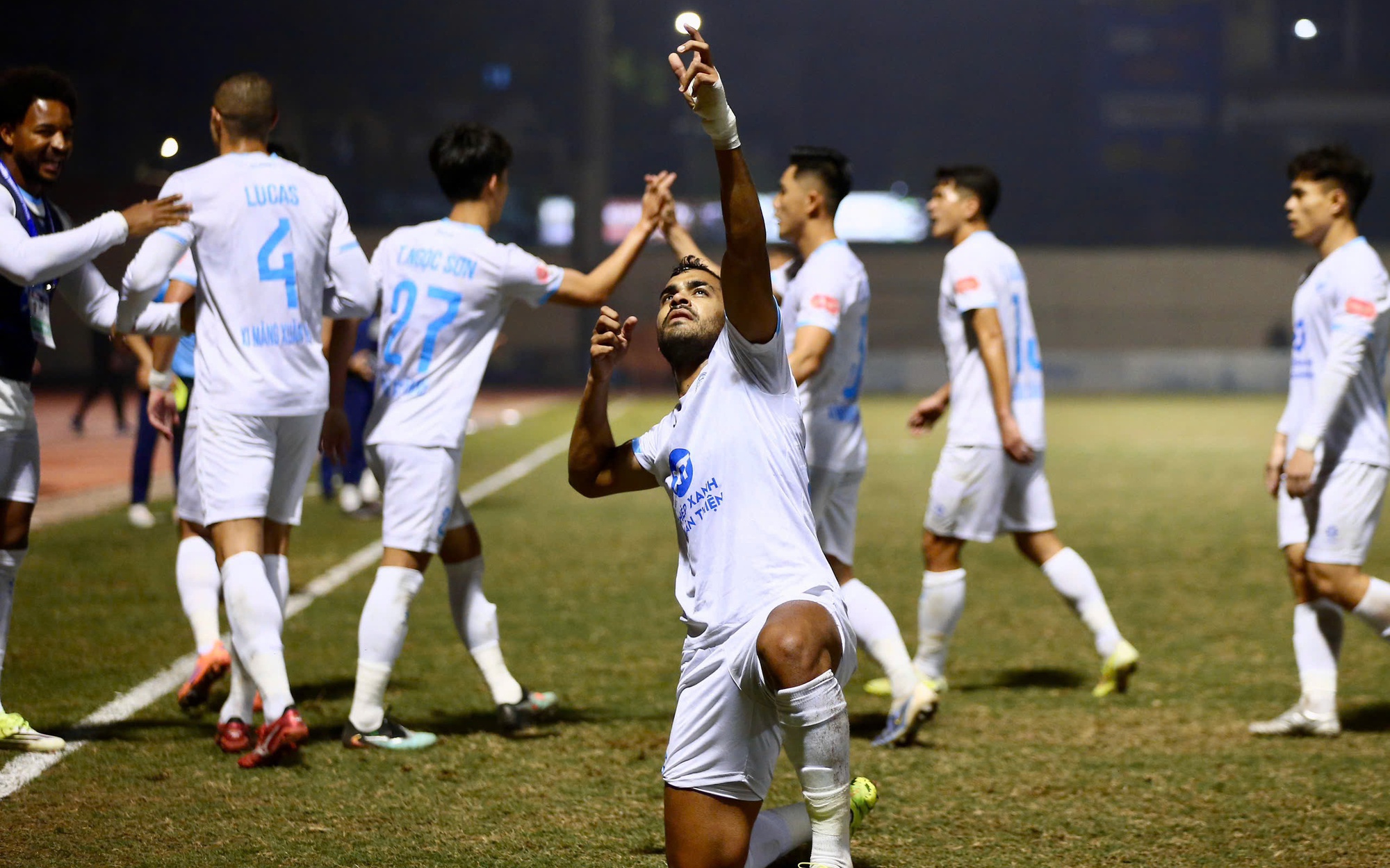 Hôm nay 5-2, xem Nam Định đấu Johor Darul Ta'zim trên kênh nào? - Ảnh 2.