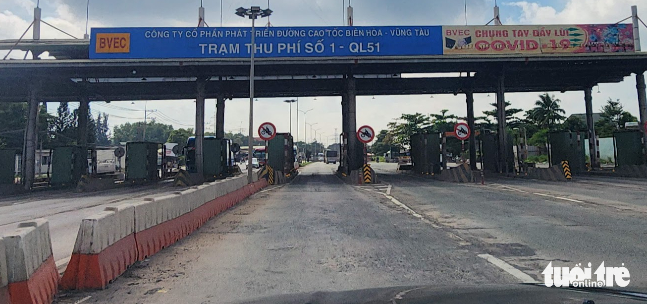 Đồng Nai kiến nghị Bộ Xây dựng chỉ đạo dỡ sớm 2 trạm thu phí còn lại trên quốc lộ 51 - Ảnh 1.