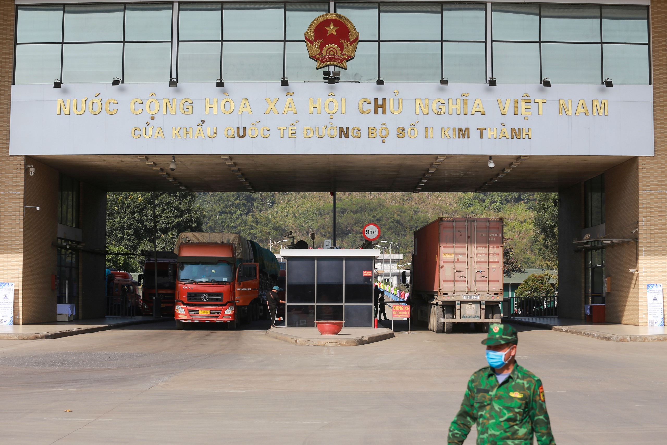 Bộ Nông nghiệp và Môi trường lập đường dây nóng giải đáp vướng mắc Nghị định 46 - Ảnh 1.