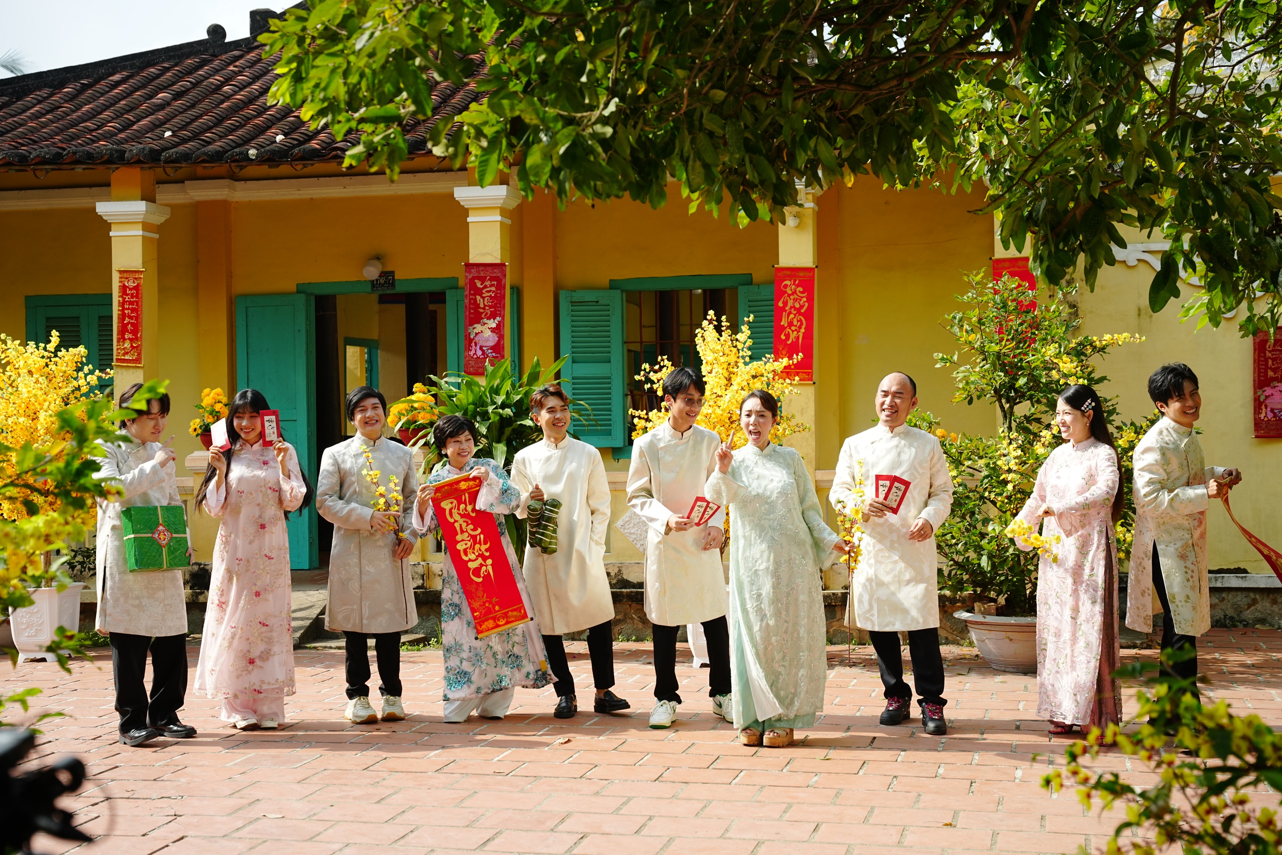 Thu Trang, Tiến Luật trở lại Tết đến rồi về nhà thôi mùa 9- Ảnh 1.