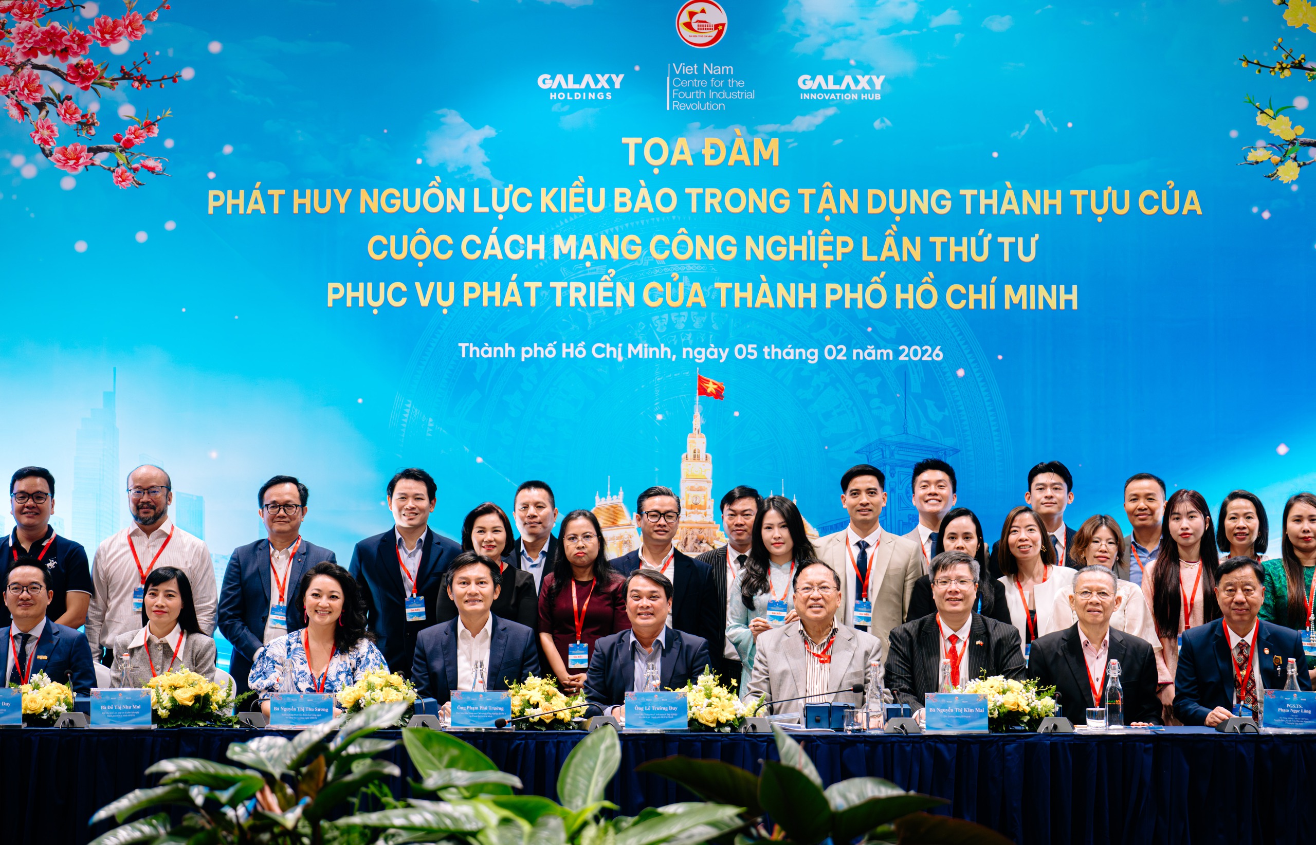 Doanh nhân, chuyên gia, trí thức kiều bào góp phần mở rộng không gian phát triển đất nước - Ảnh 6.