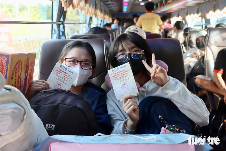 ăn tết - Ảnh 1.