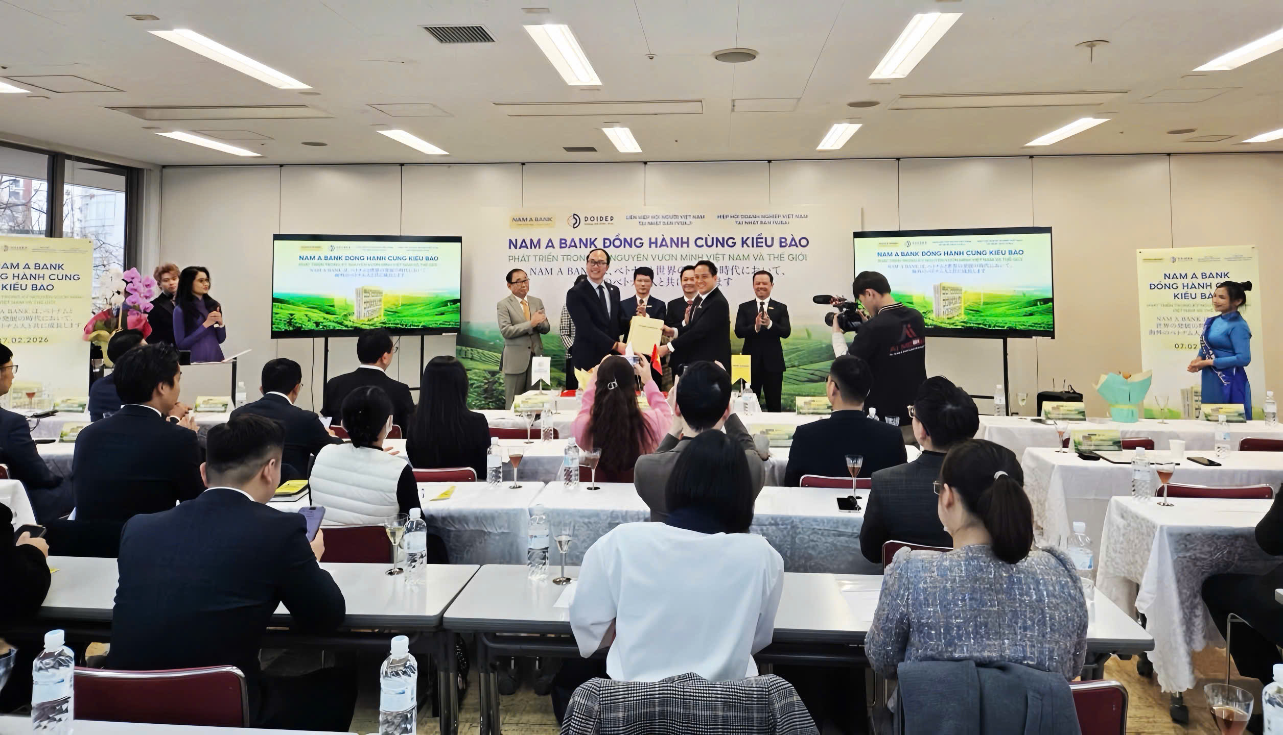 Nam A Bank đồng hành cùng cộng đồng kiều bào tại Nhật Bản - Ảnh 1.