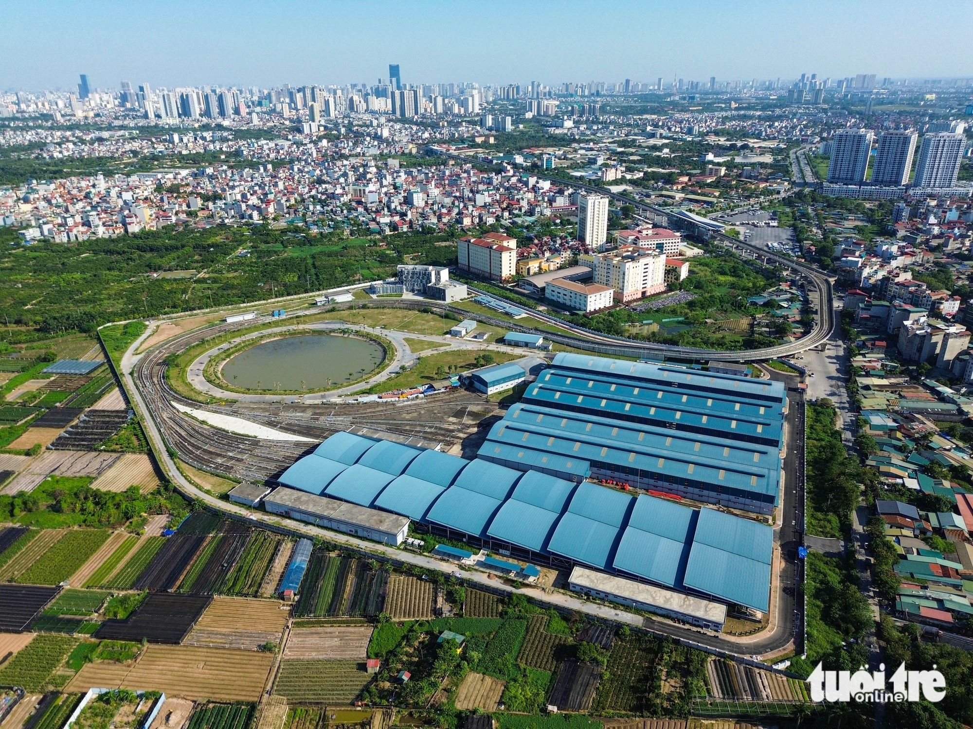 giờ cao điểm - Ảnh 1.