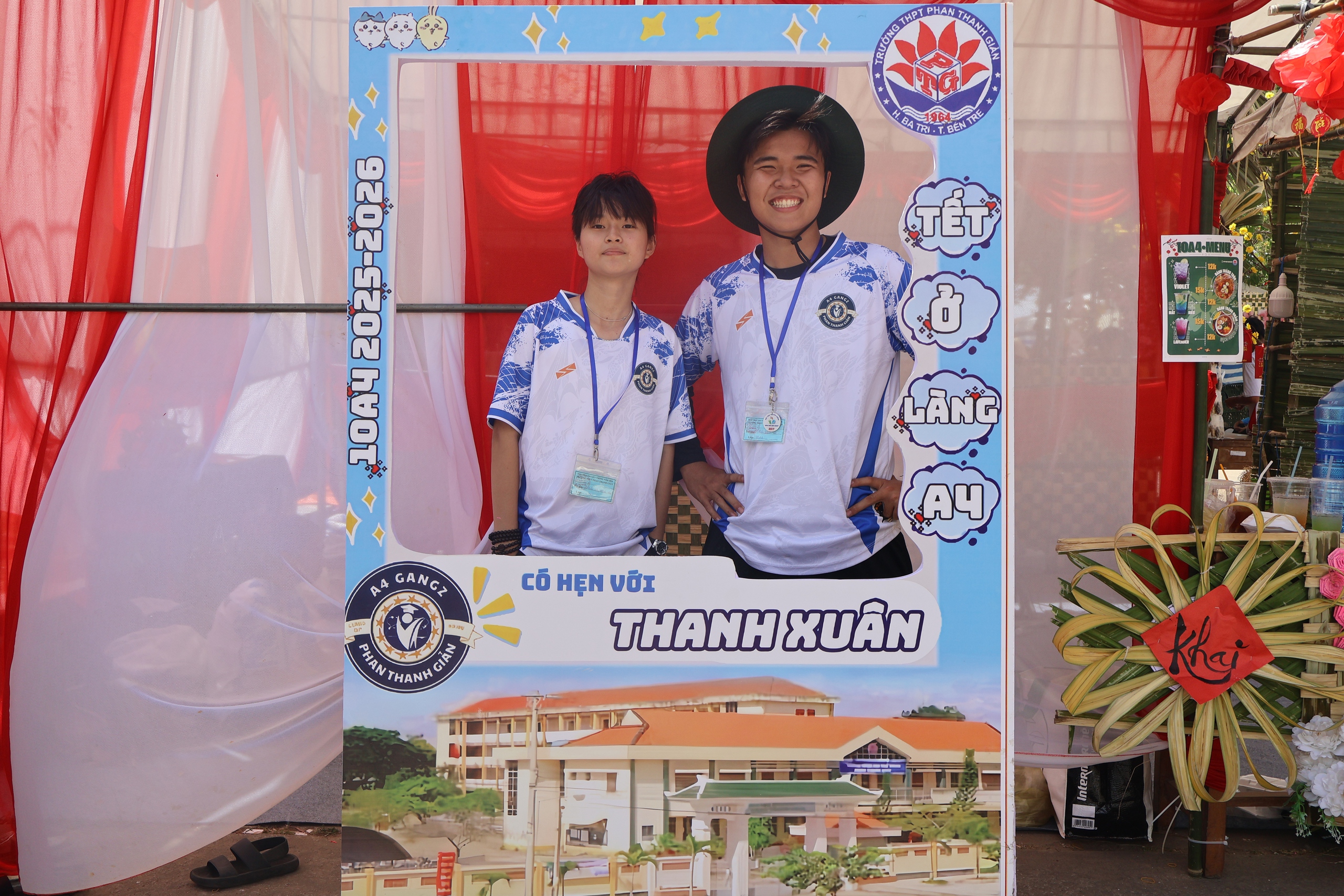 Học trò Trường THPT Phan Thanh Giản, Vĩnh Long cháy hết mình trong hội trại truyền thống- Ảnh 13.