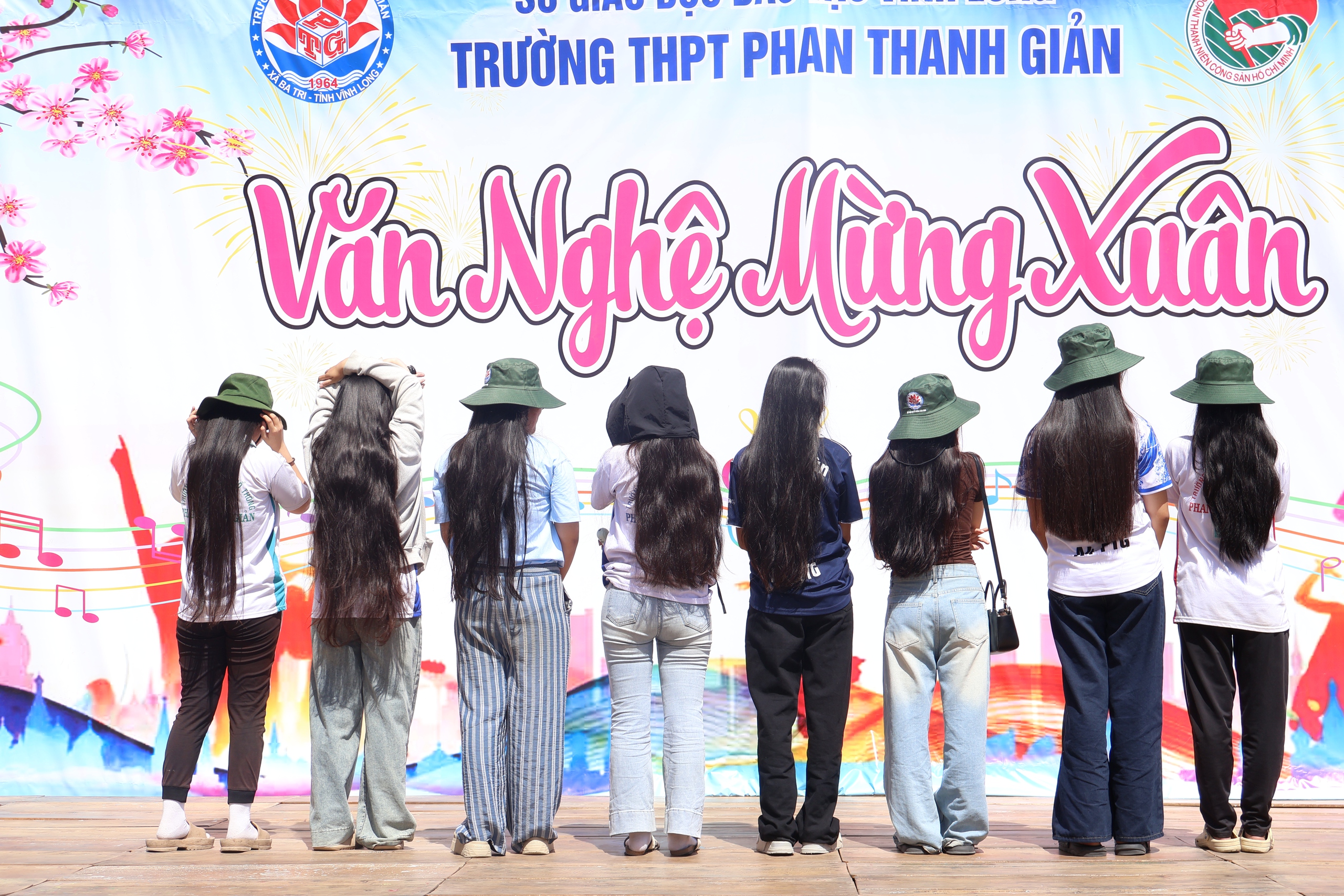 Học trò Trường THPT Phan Thanh Giản, Vĩnh Long cháy hết mình trong hội trại truyền thống- Ảnh 9.