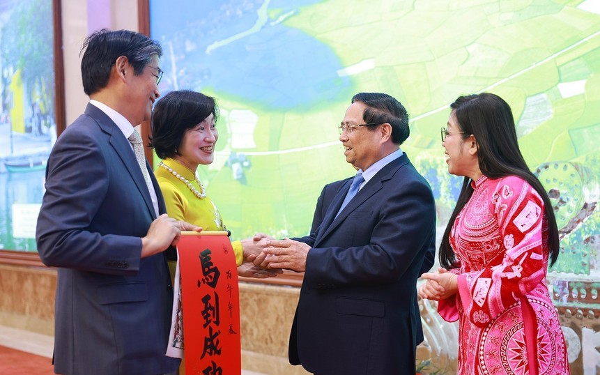 Thủ tướng Phạm Minh Chính chủ trì tiệc chiêu đãi ngoại giao trước thềm Xuân Bính Ngọ 2026