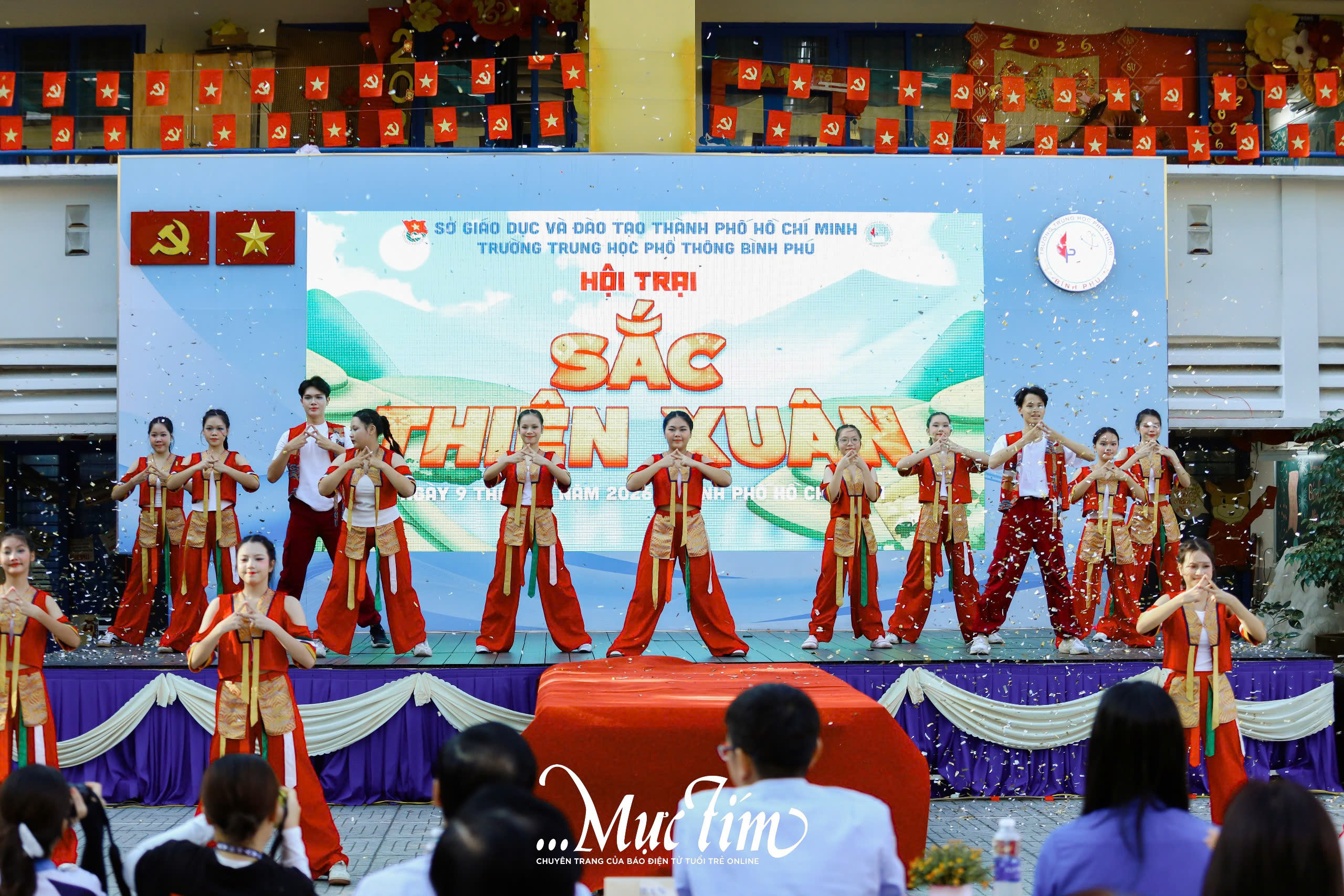 Hơn 500 học sinh sôi nổi tranh tài, thổi hồn Tết Việt vào hội xuân trường học- Ảnh 5.