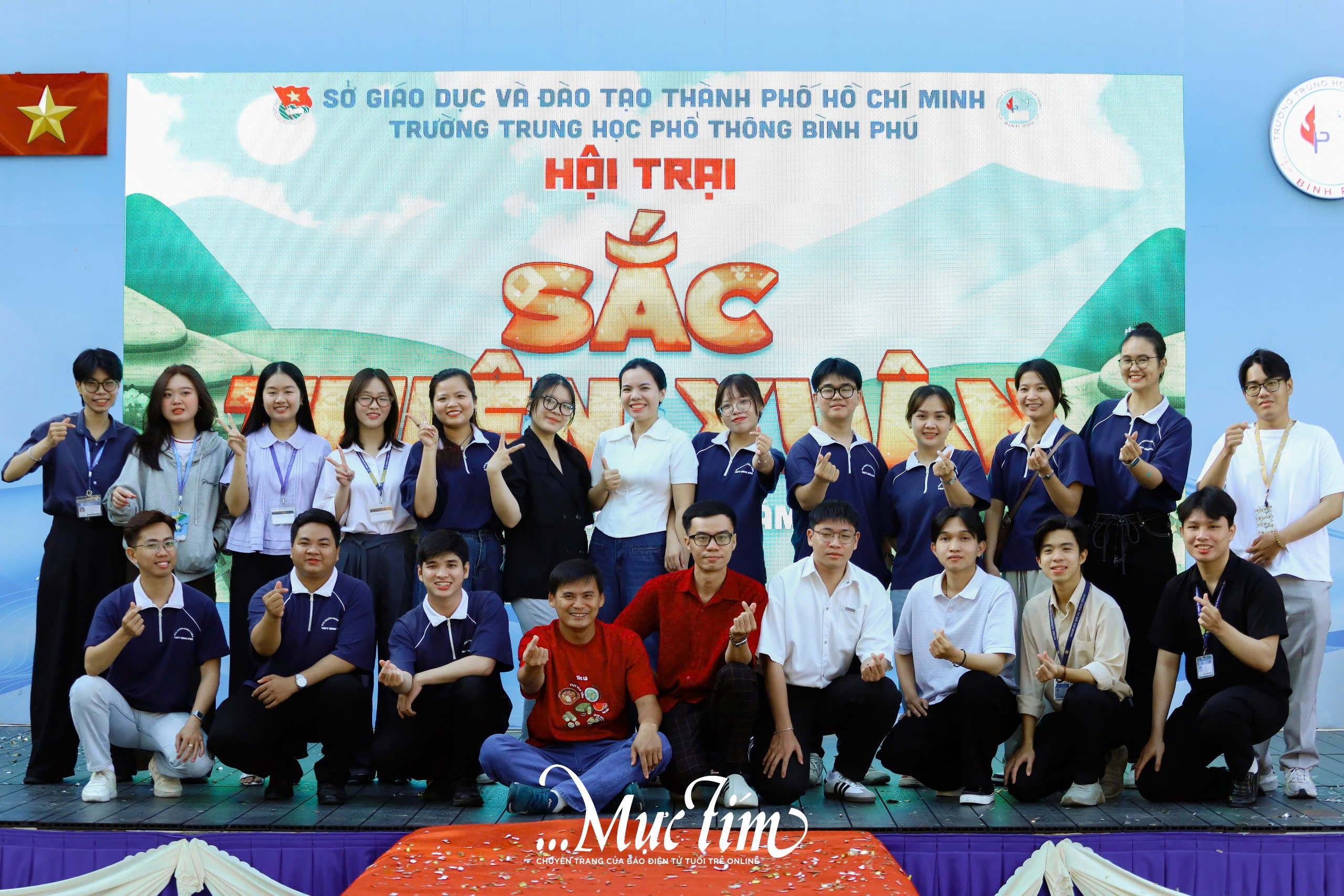 Hơn 500 học sinh sôi nổi tranh tài, thổi hồn Tết Việt vào hội xuân trường học- Ảnh 32.