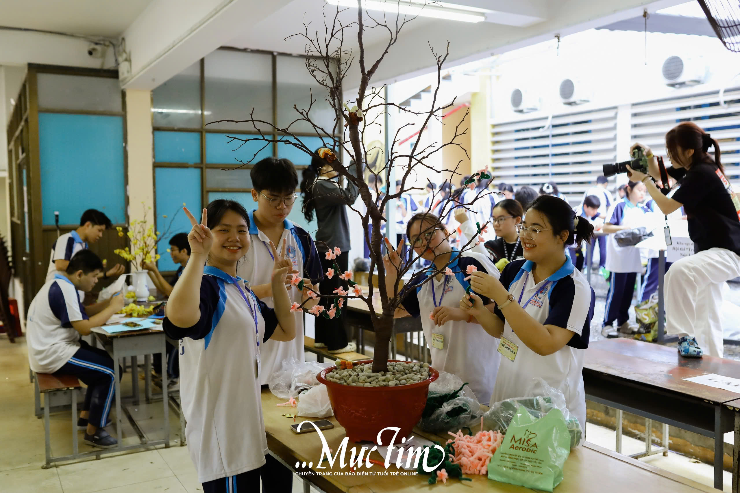 Hơn 500 học sinh sôi nổi tranh tài, thổi hồn Tết Việt vào hội xuân trường học- Ảnh 12.