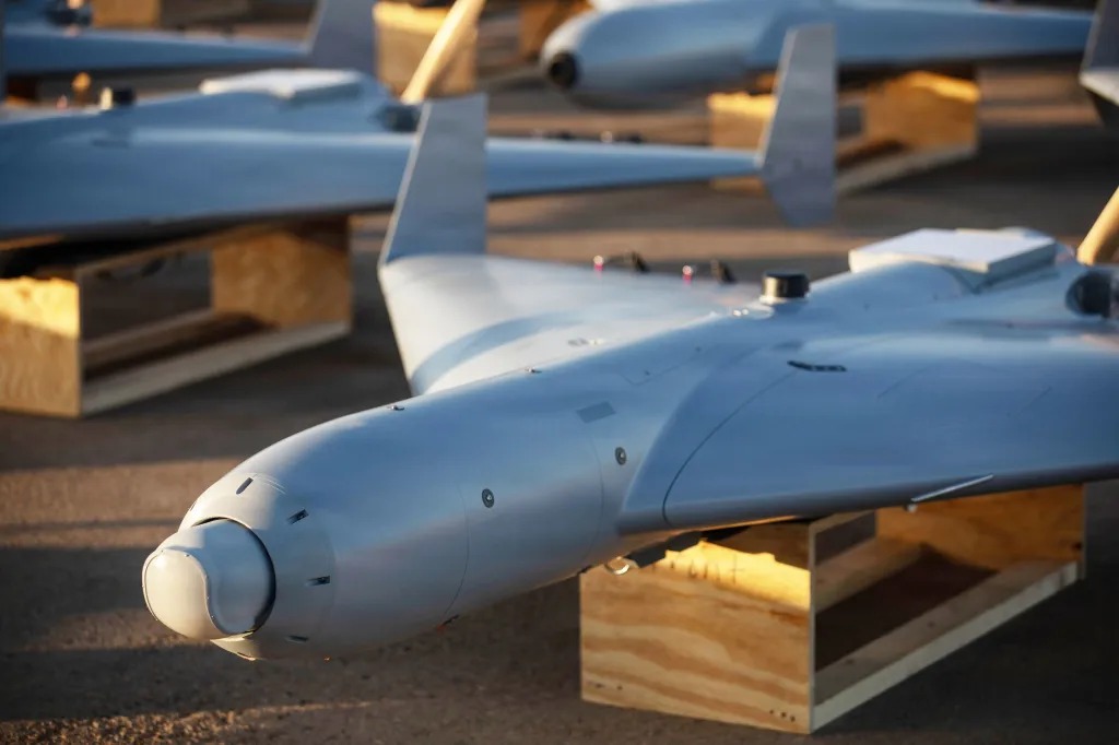 Mỹ Lần Đầu Sử Dụng Drone Cảm Tử LUCAS, Dựa Trên Thiết Kế Iran Để Tấn Công Ngược Lại